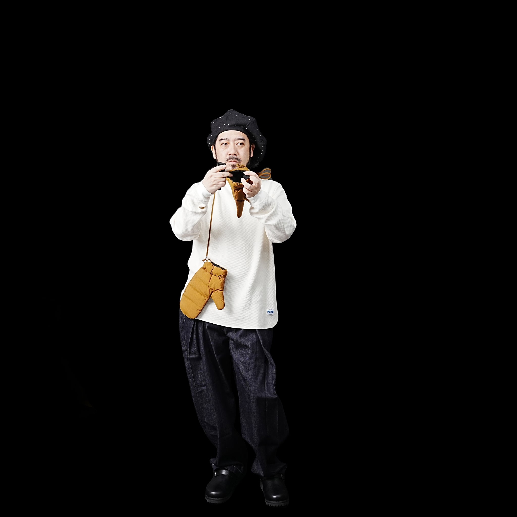 No:FEW23WAC5118b | Name:DOWN MITTENS | Color:Camel【MIFFEW_ミフュー】