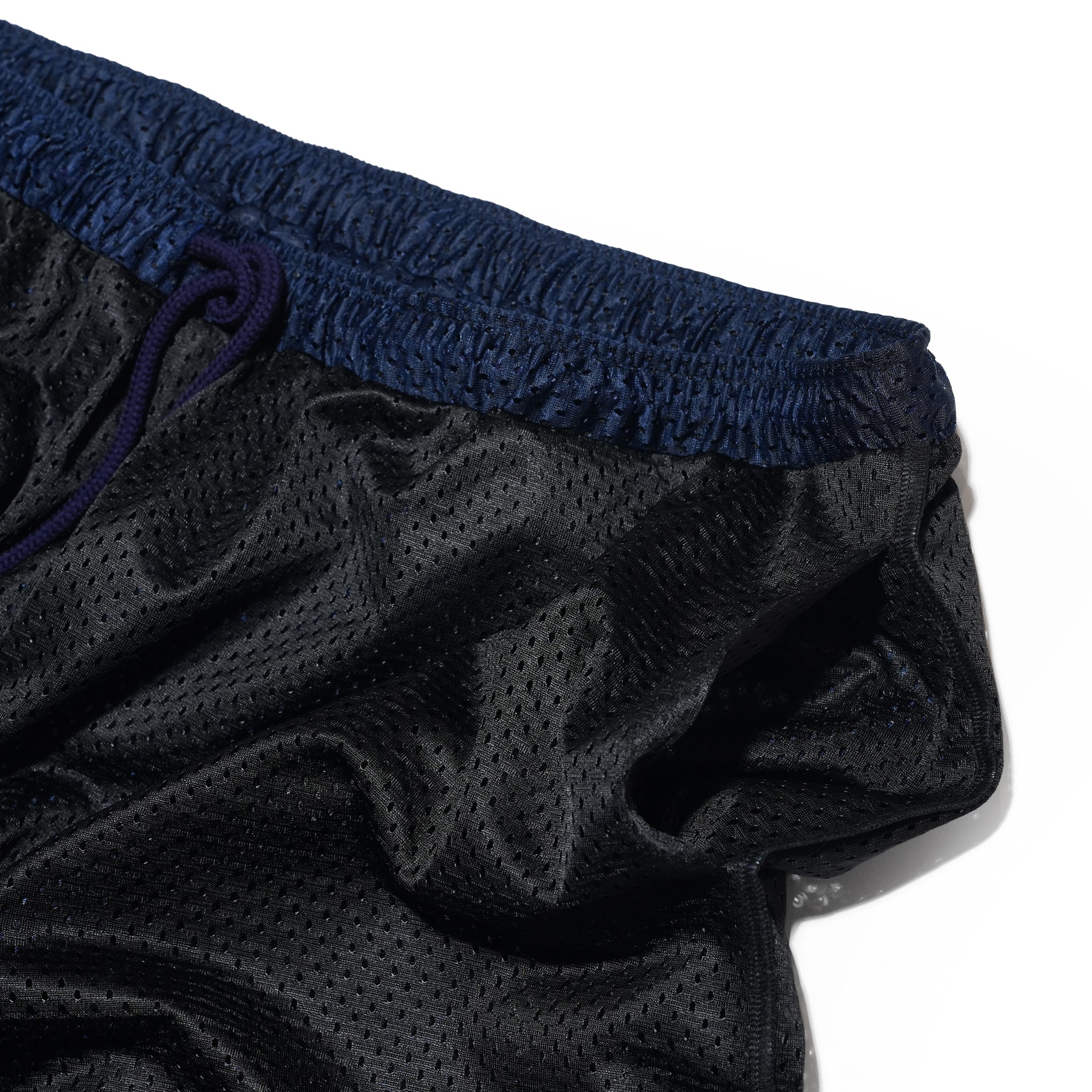 _230 リバーシブルメッシュショーツ – Black × Dark Navy | UNTRACE