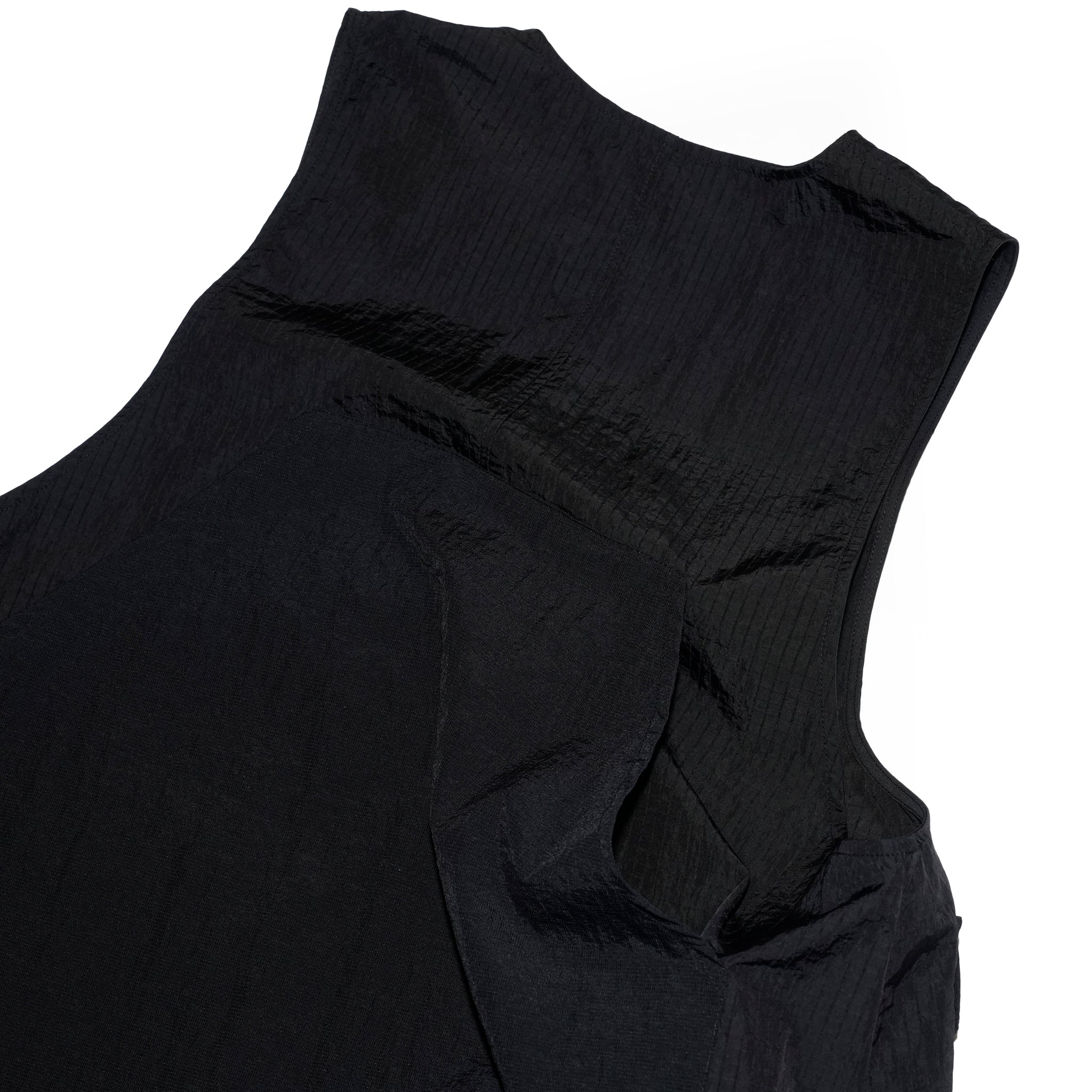 G72206_BK | NYLON C1 LONG VEST-BK | Color:Black【GORT_ゴート】