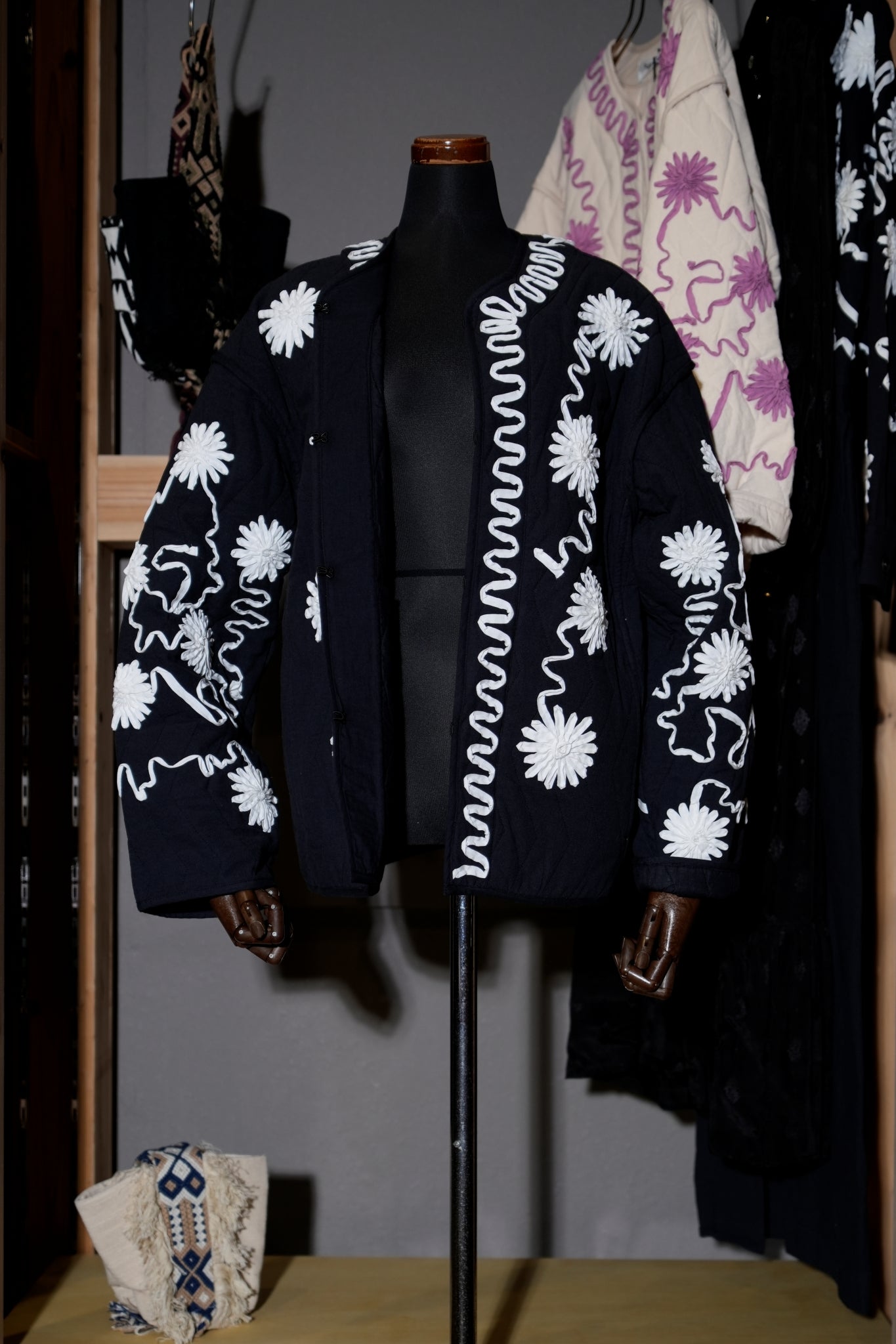 DEEPIKA TAPE EMB JACKET – Black | SARAMALLIKA
