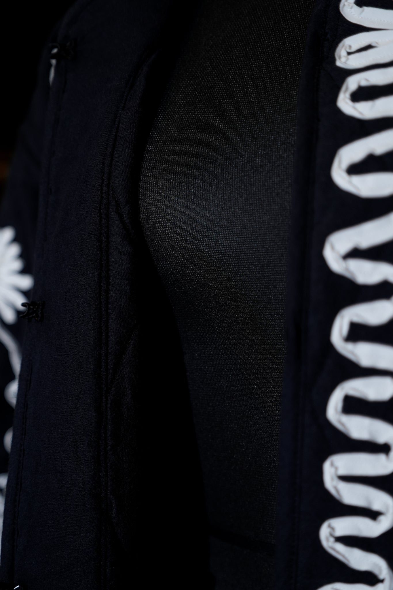 DEEPIKA TAPE EMB JACKET – Black | SARAMALLIKA