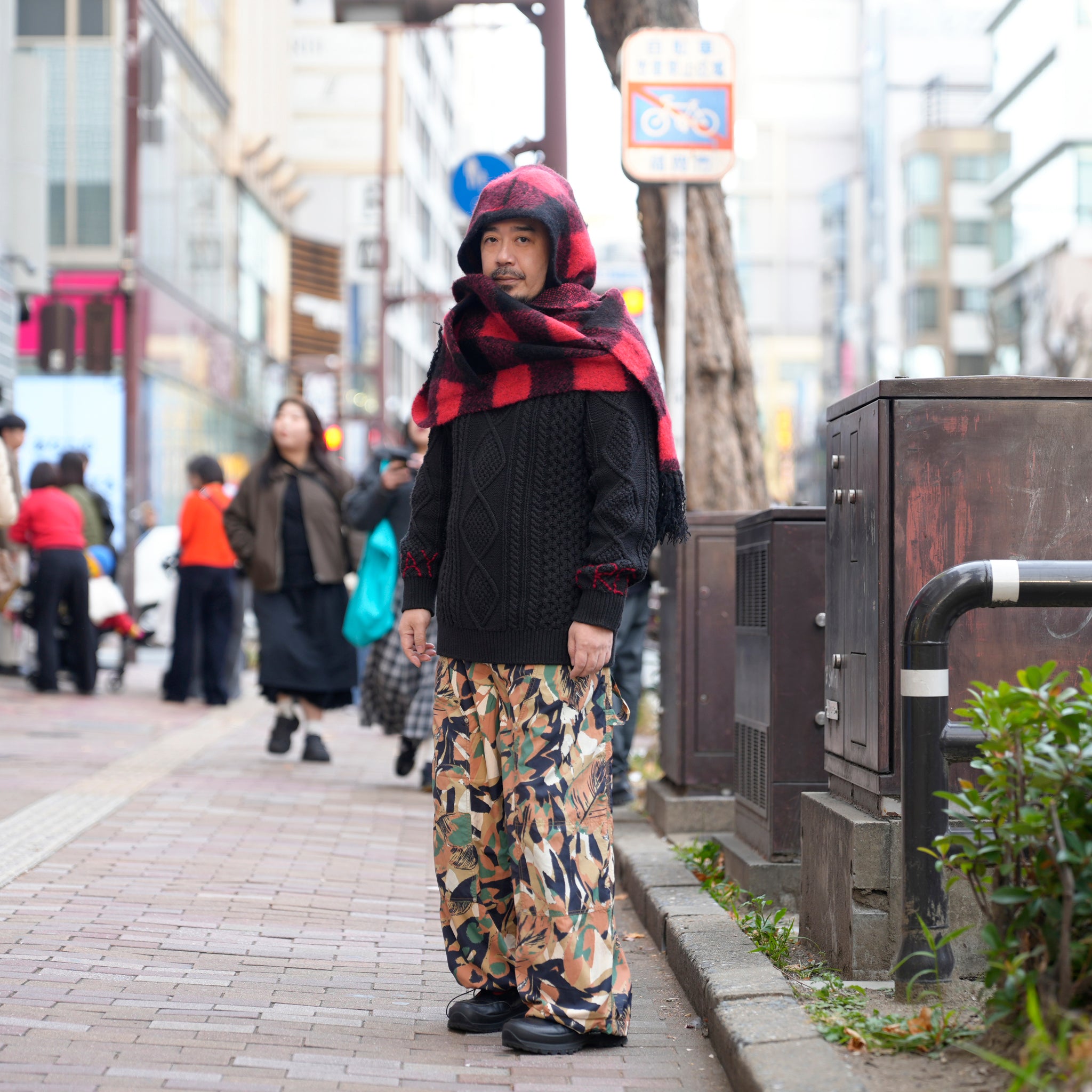 Moist Hoodie Poncho/Red【AMBERGLEAM_アンバーグリーム】1399151213