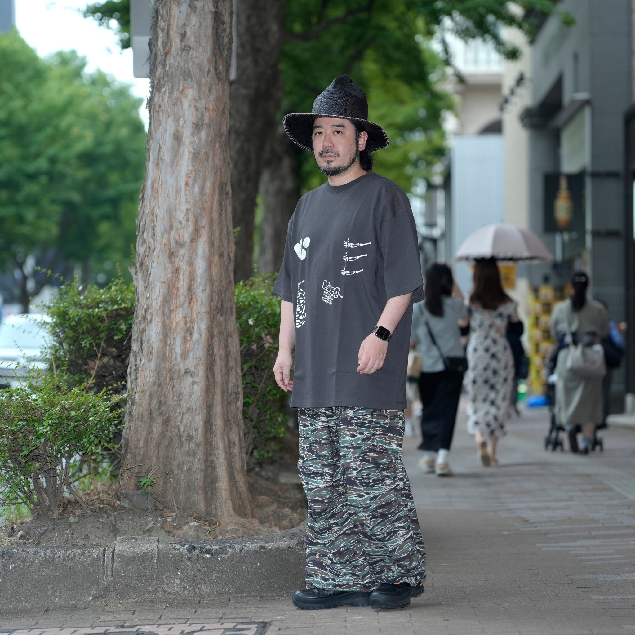VOO-SPG-173 | VUCA TEE | Color:Natural / Sumi【VOO_ヴォー】