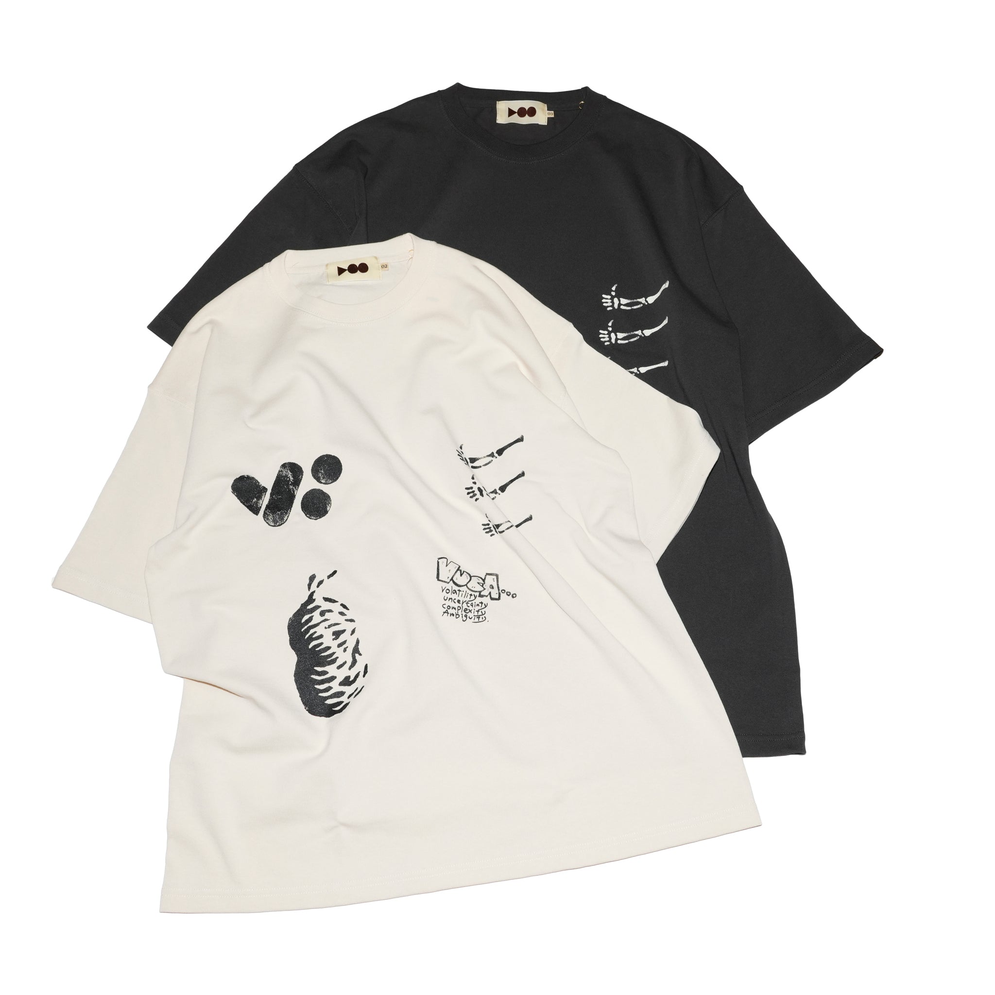 VOO-SPG-173 | VUCA TEE | Color:Natural / Sumi【VOO_ヴォー】