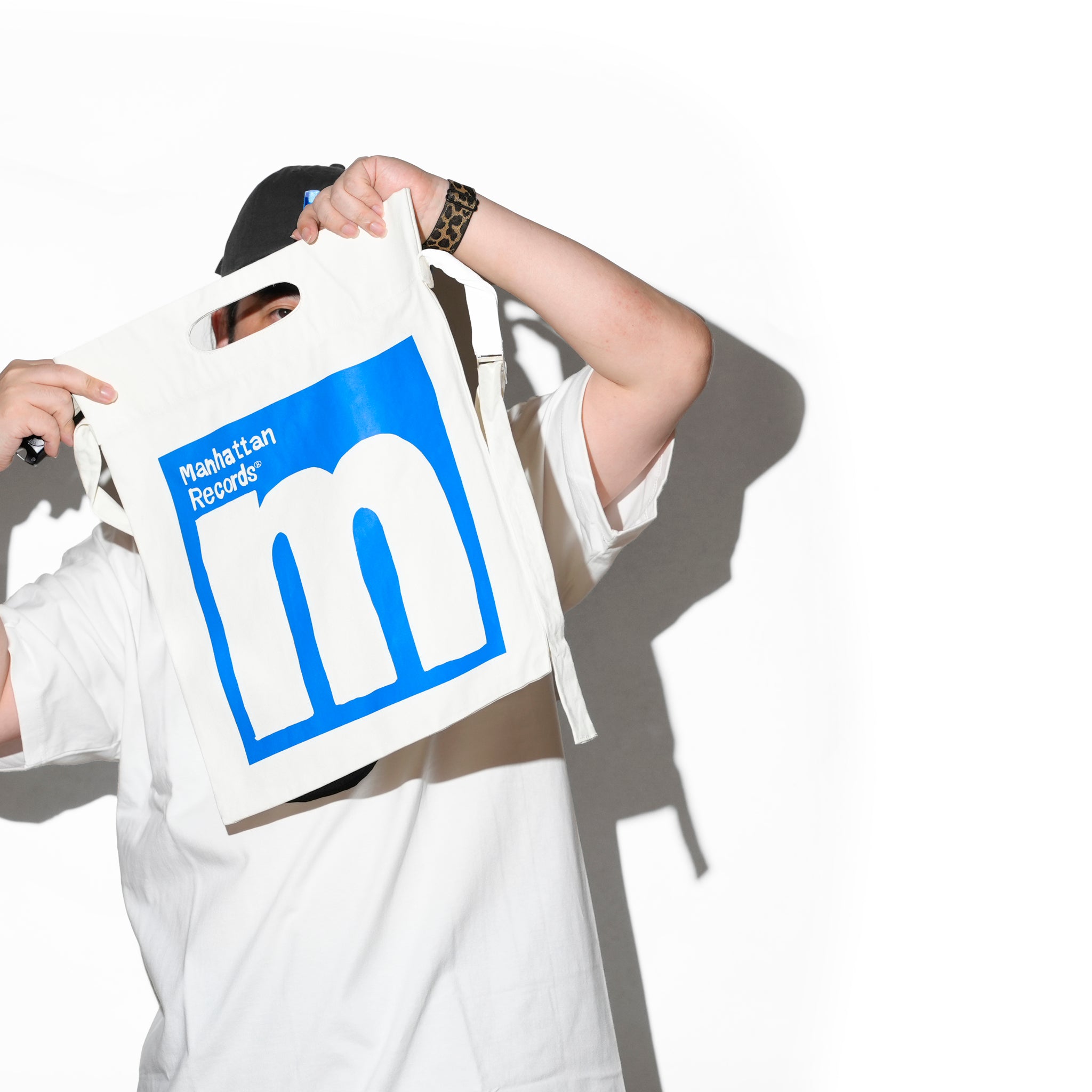 SAMUEL × Manhattan Records SHOPPER 12inch BAG | Color:Off White | S-25ss-AC-003【SAMUEL_サミュエル】
