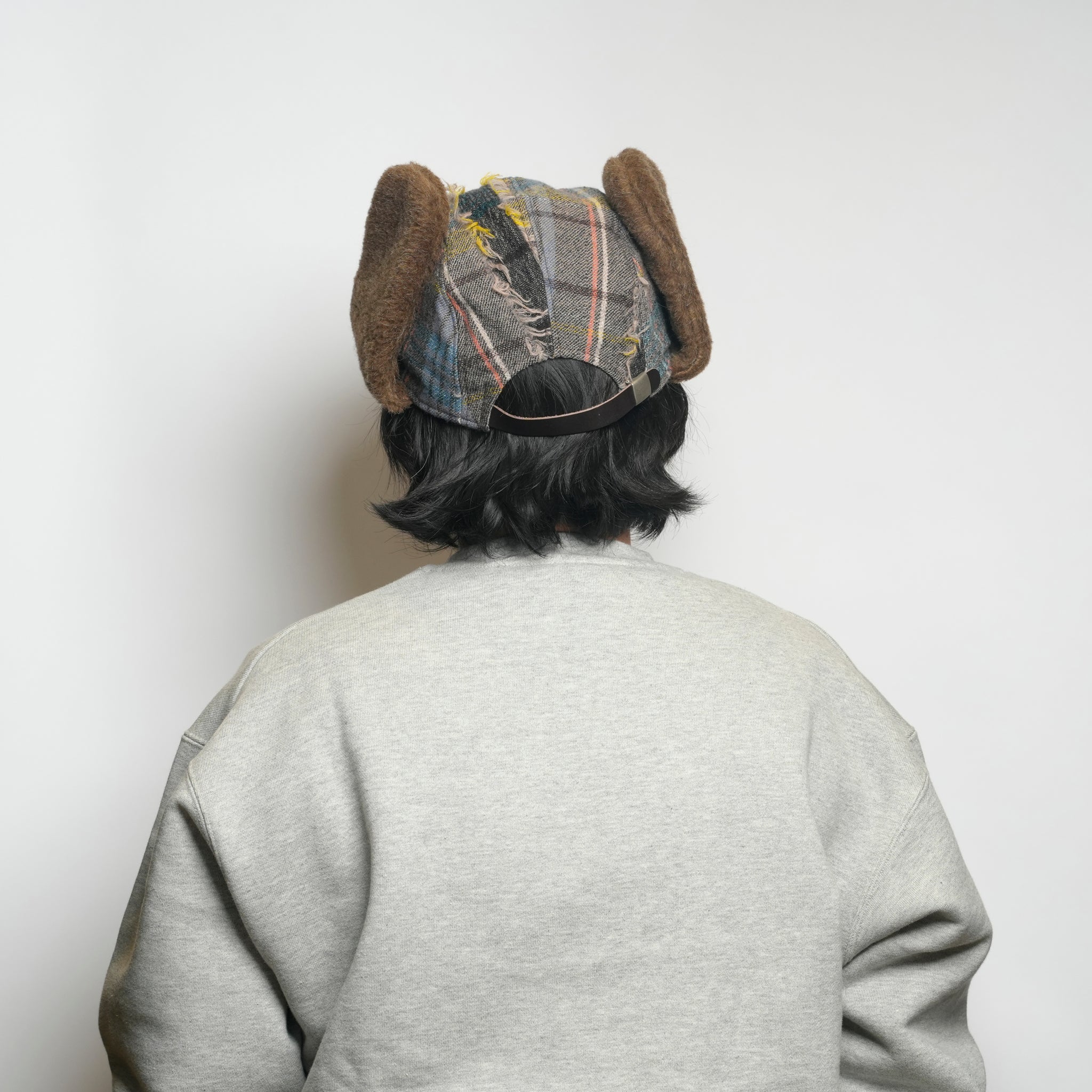 FRINGE WOOL CHECK RUSSIAN CAP – Beige | sf25aw-23_beige | STOF
