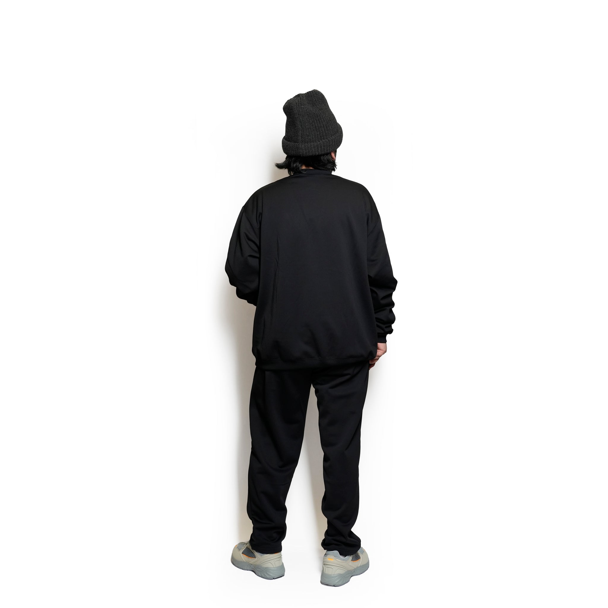 №144 Gildan cordura Pocket crew sw – Black | RELAX FIT SPORTS