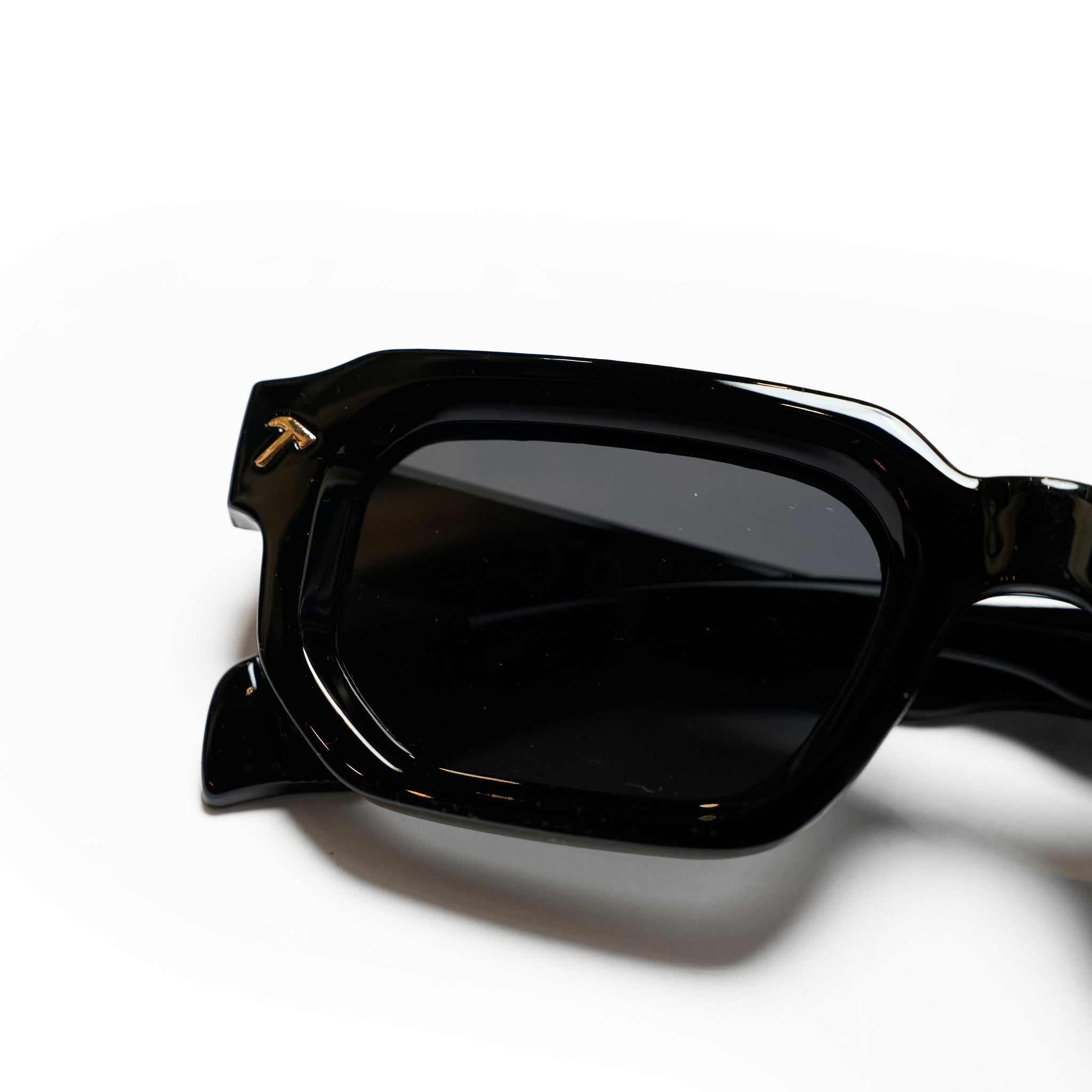25-1-AC01_Black | HAMMERS SUNGLASSES | Color:Black【ORIGINAL JOHN_オリジナルジョン】【archive】