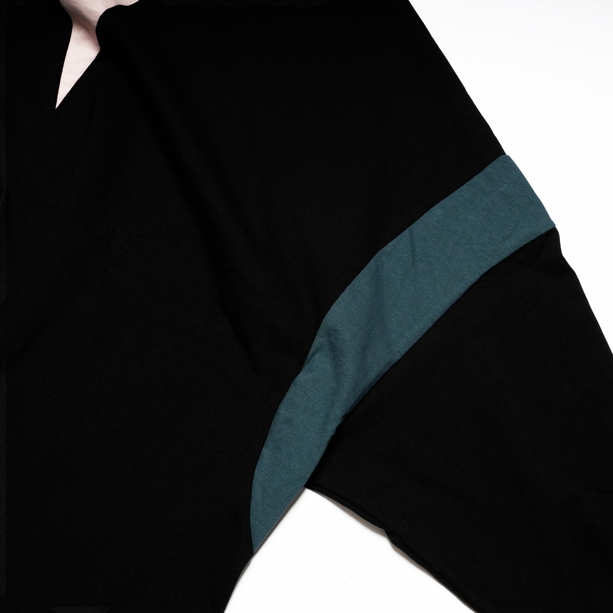 TALK ON YOUR BACK L/S T-SHIRT | Color_Black | No_sf25aw-19_black【STOF_ストフ】