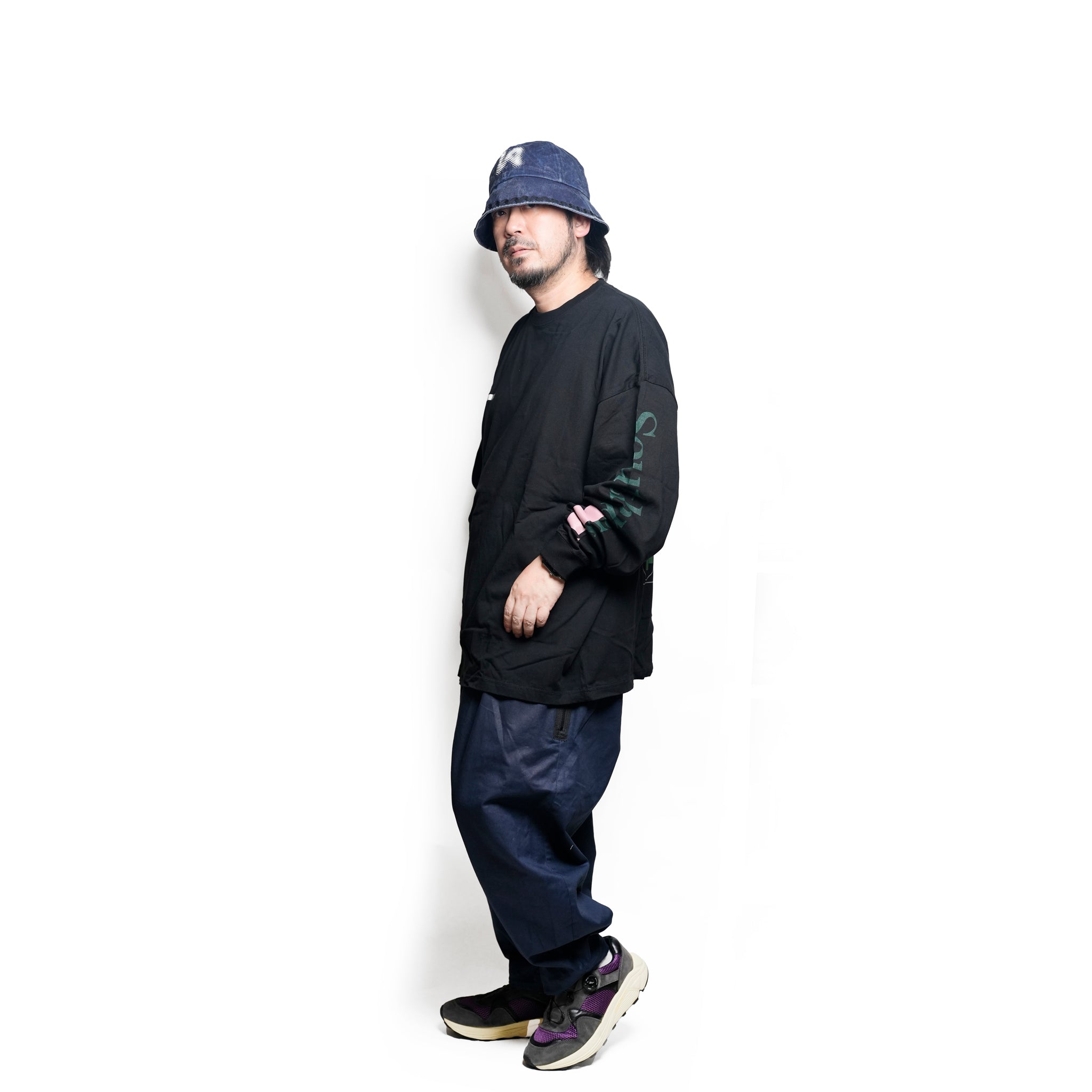 グラフィック tee L/S_1 | Color_Color: Black | No__211_color: black【UNTRACE_アントレース】