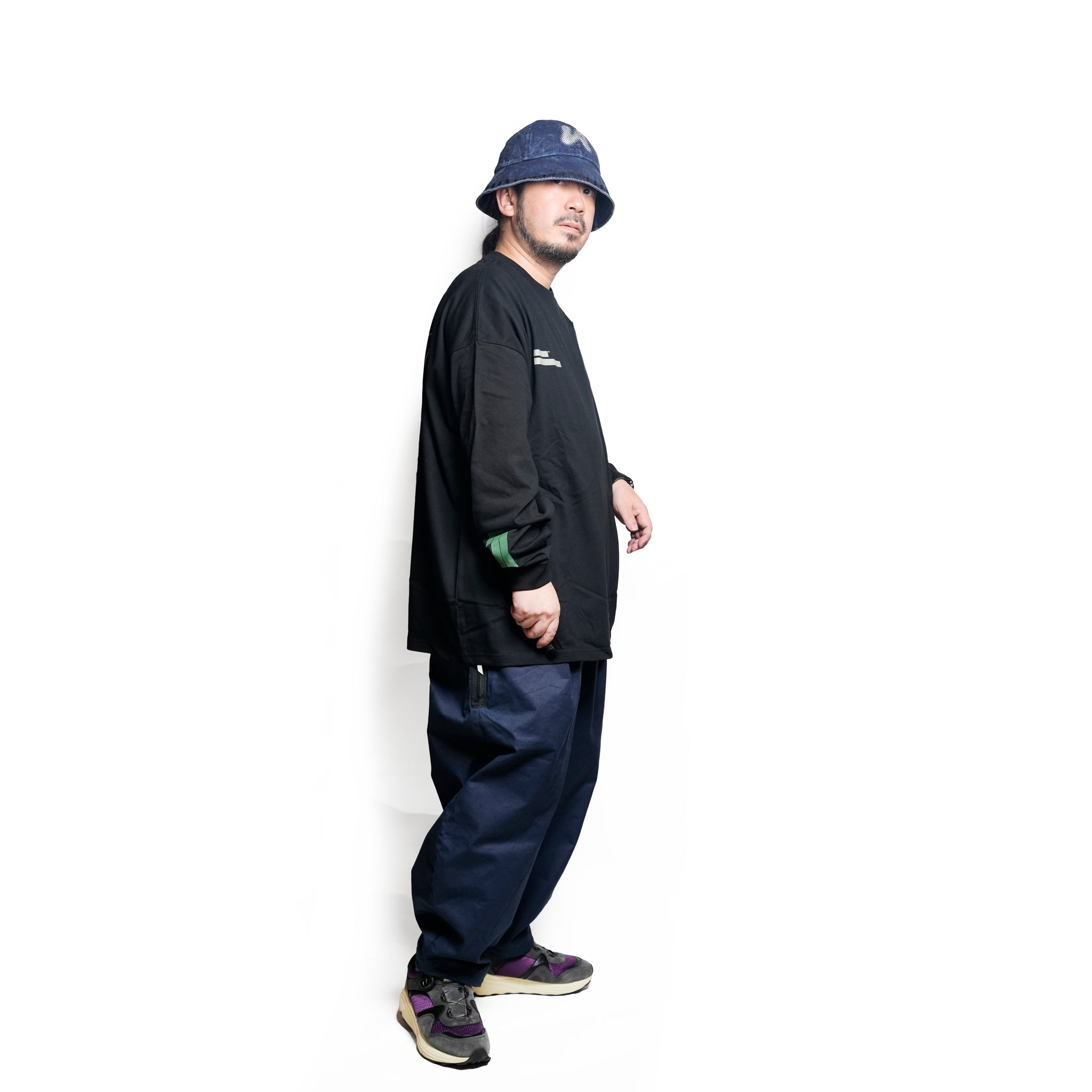 グラフィック tee L/S_1 | Color_Color: Black | No__211_color: black【UNTRACE_アントレース】