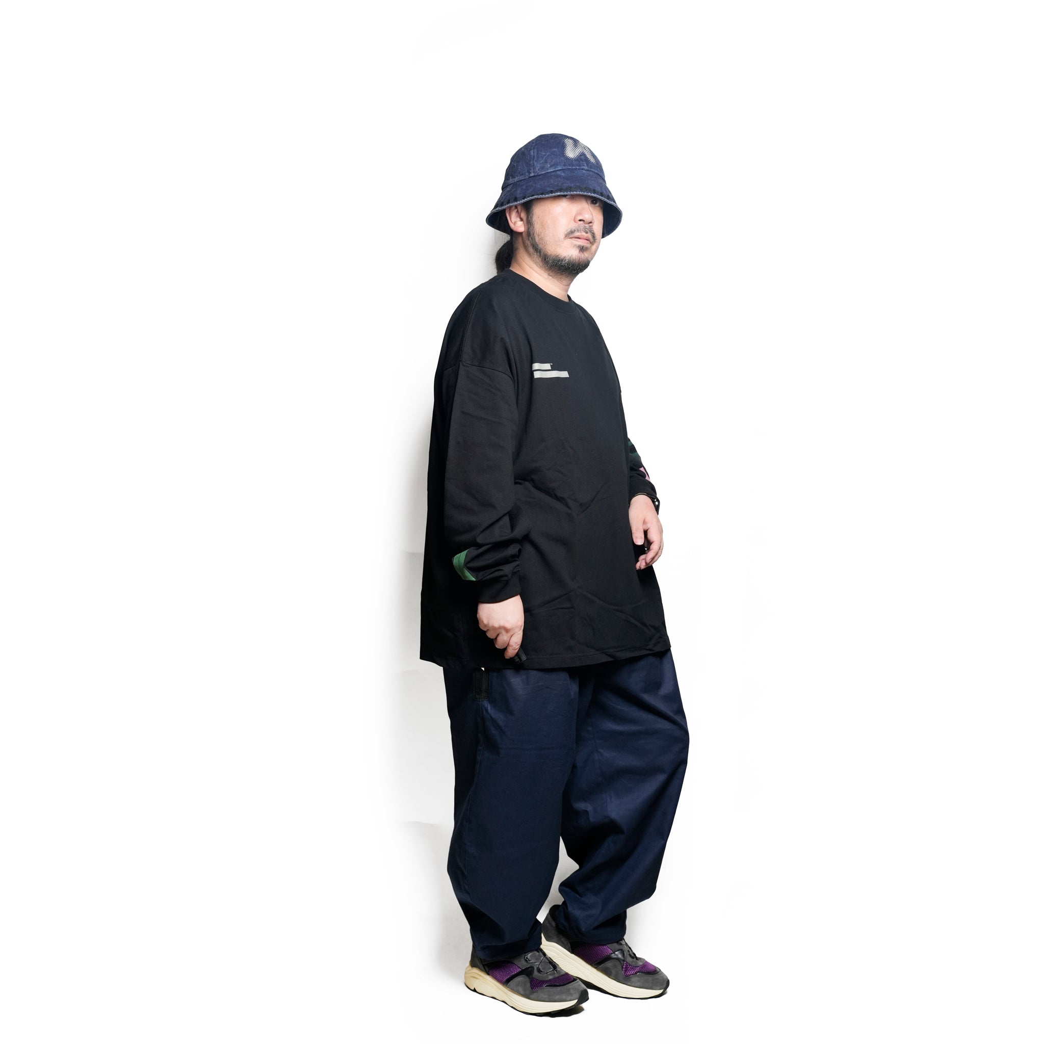 グラフィック tee L/S_1 | Color_Color: Black | No__211_color: black【UNTRACE_アントレース】