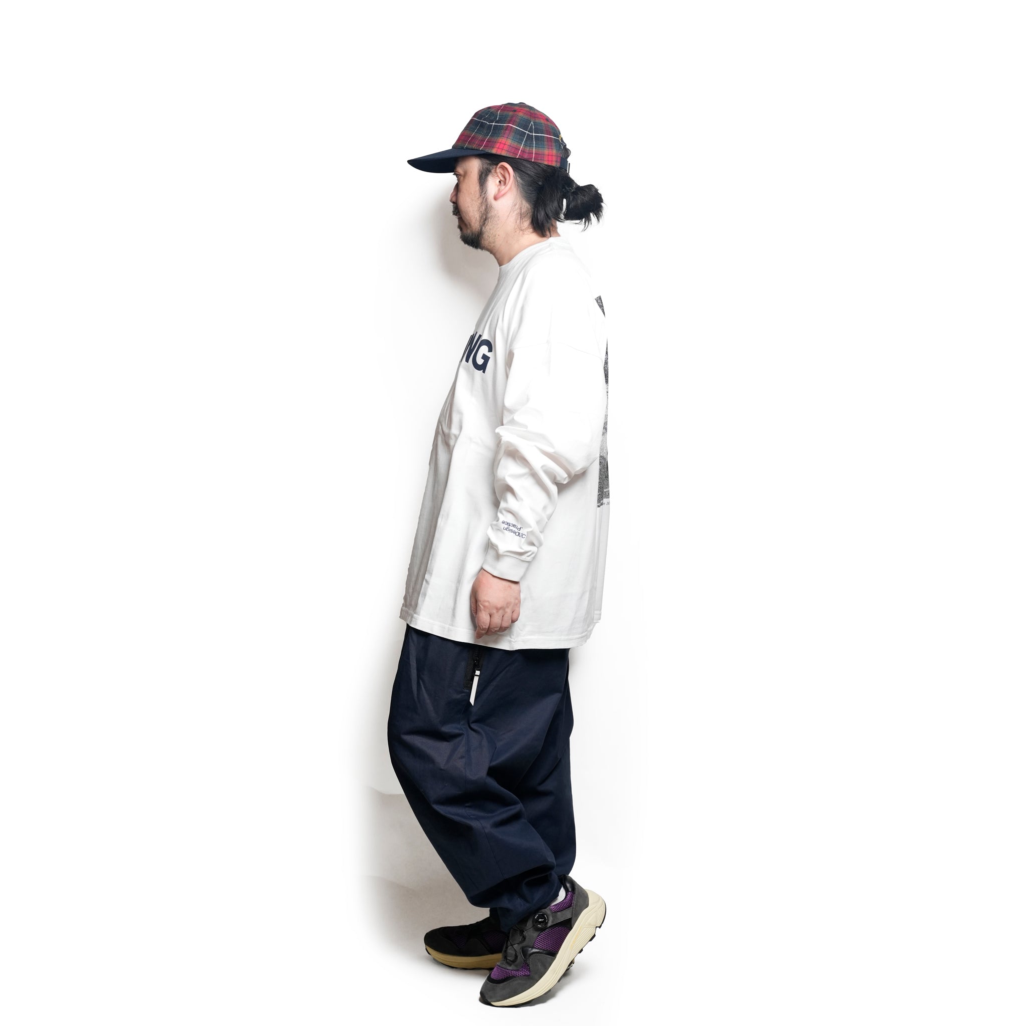 グラフィック tee L/S_5 | Color_Color: White | No__215_color: white【UNTRACE_アントレース】