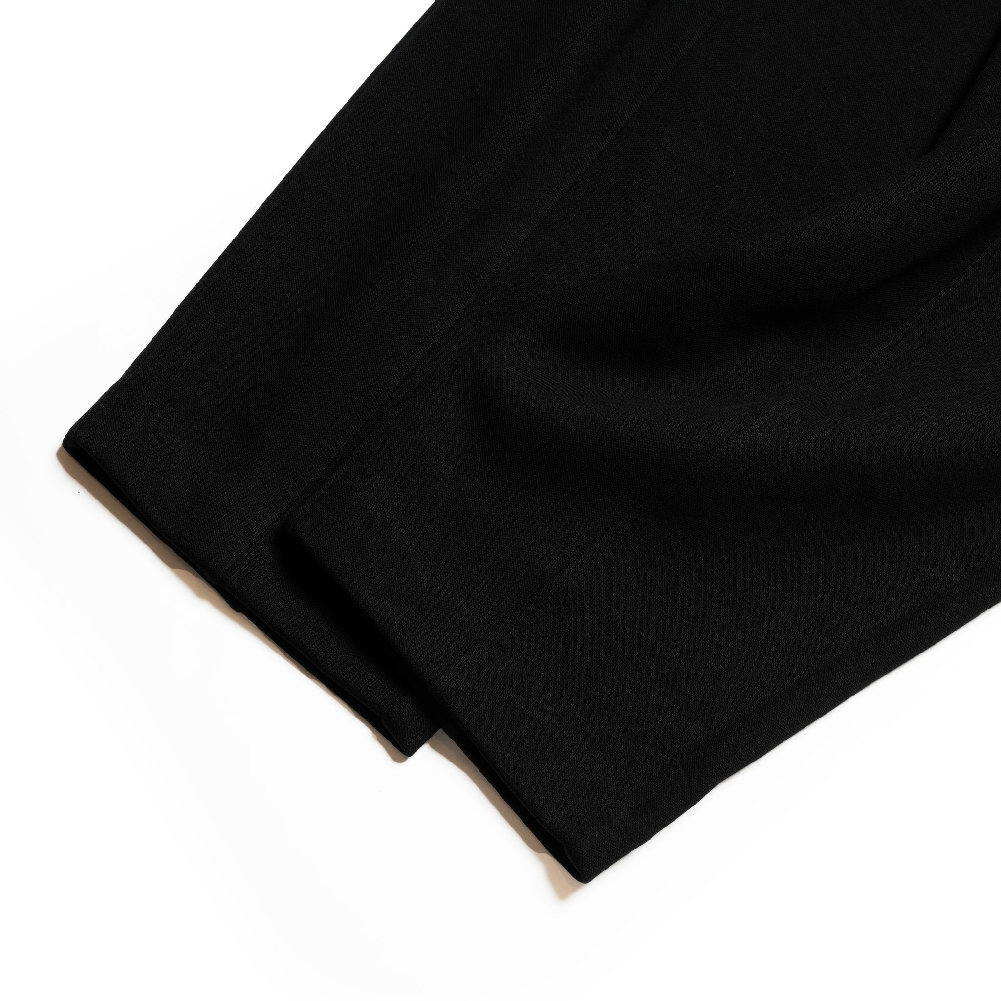 25223-9549Q_black | バナナカーブパンツ | Color:Black【ANGELINA_アンジェリーナ】