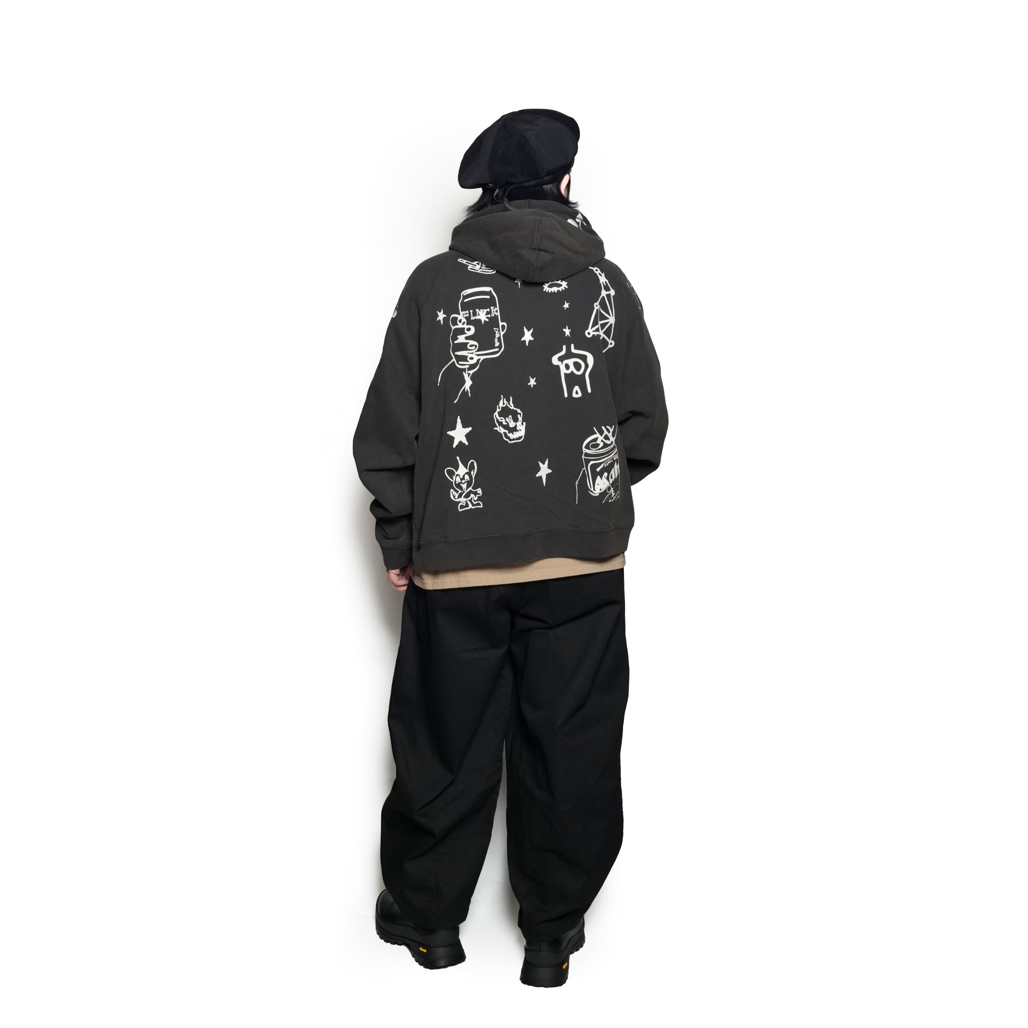 Pla24awcol2-1_washed black | x SYU.Man illustrator hoodie | Color:Washed Black【PLATEAU STUDIO_プラトー スタジオ】
