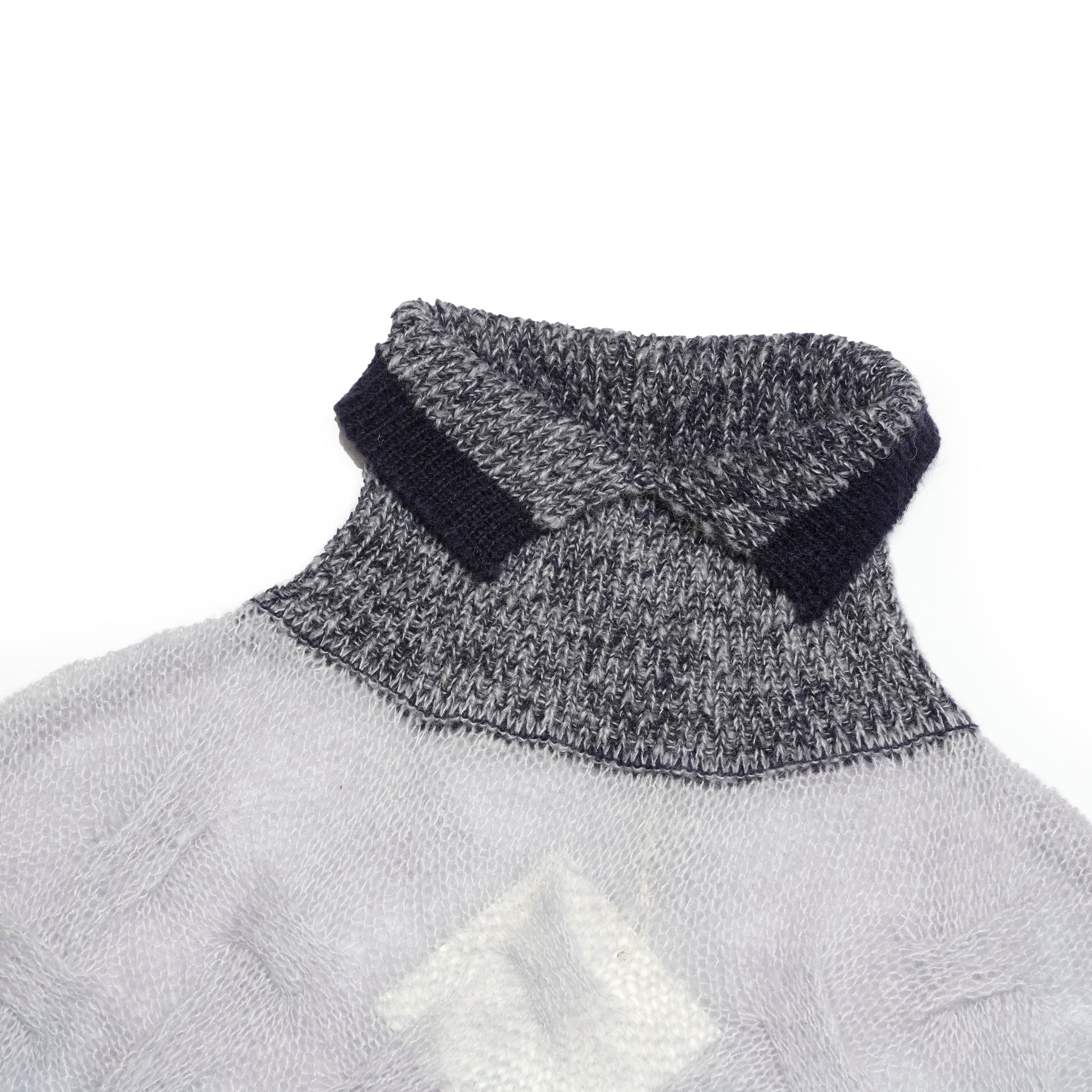 MOHAIR KNIT_SUPER LONG SLV. SLIT TURTLE – Lt Grey | 252-420_lt grey | CaRouseLamBRa