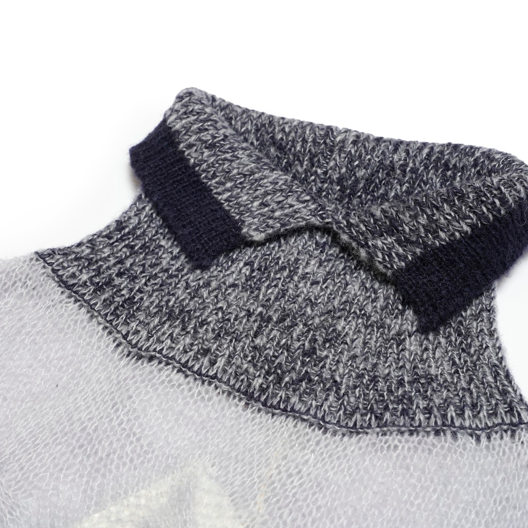 MOHAIR KNIT_SUPER LONG SLV. SLIT TURTLE – Lt Grey | 252-420_lt grey | CaRouseLamBRa