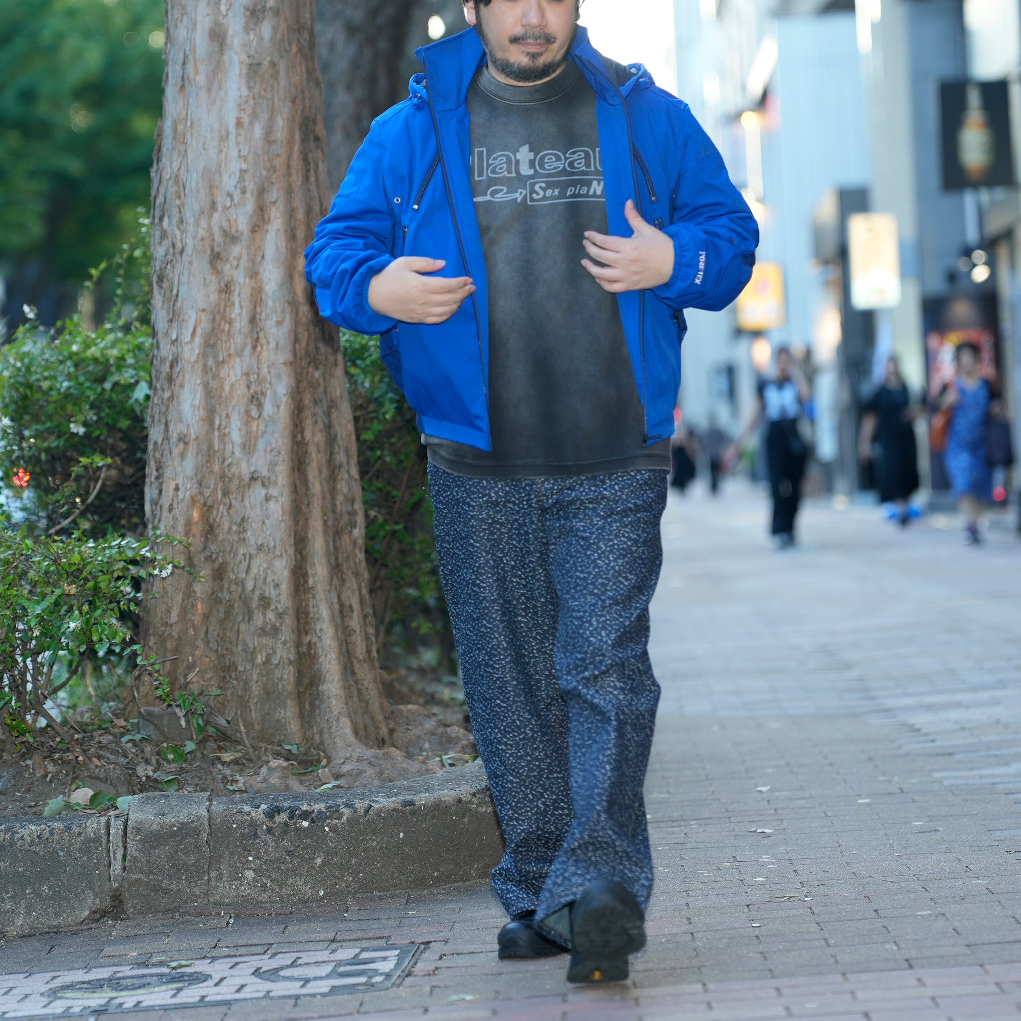 Curvy padded jacket | Color_Blue | No_pla25awj12-2_blue【PLATEAU STUDIO_プラトー スタジオ】