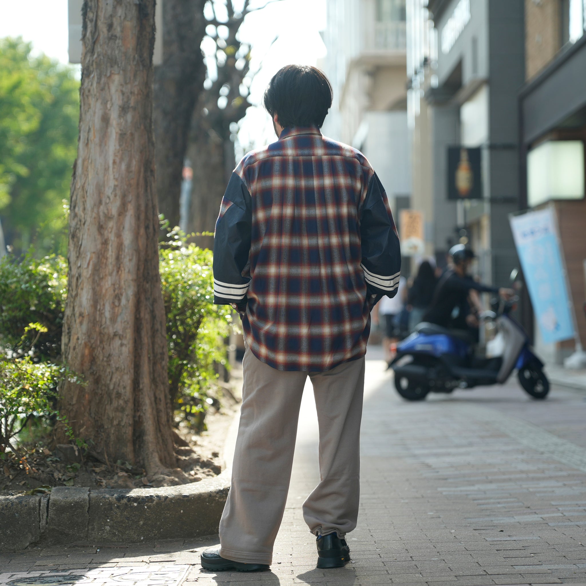 DRAPING SWEAT PANTS | Color_01-Lt.Olive | No_p0773305_01-lt.olive【NASNGWAM_ナスングワム】