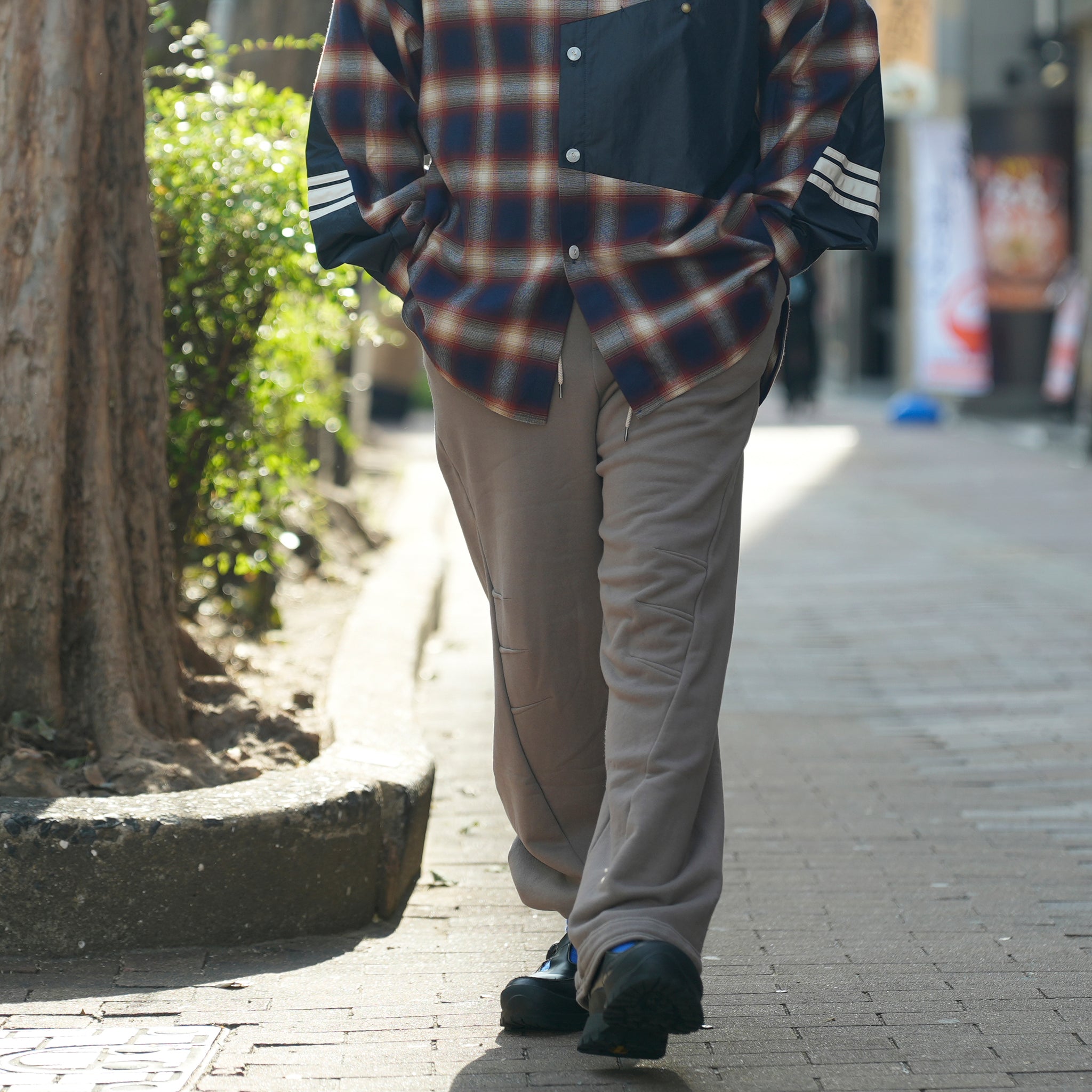 DRAPING SWEAT PANTS | Color_01-Lt.Olive | No_p0773305_01-lt.olive【NASNGWAM_ナスングワム】