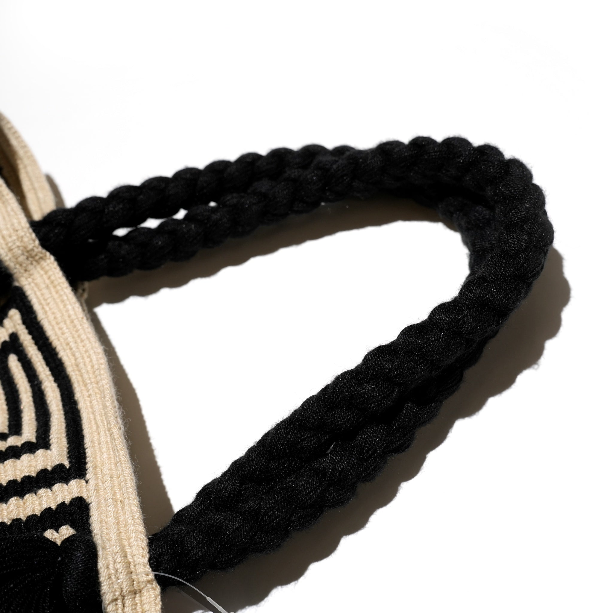 JA-24SS-TRAD1 | TRADITIONAL Wayuú Purse in Classic Style | Color:#87 Black-#139 Ivory【JARDIN DEL CIELO_ジャーディン デル シエロ】【archive】