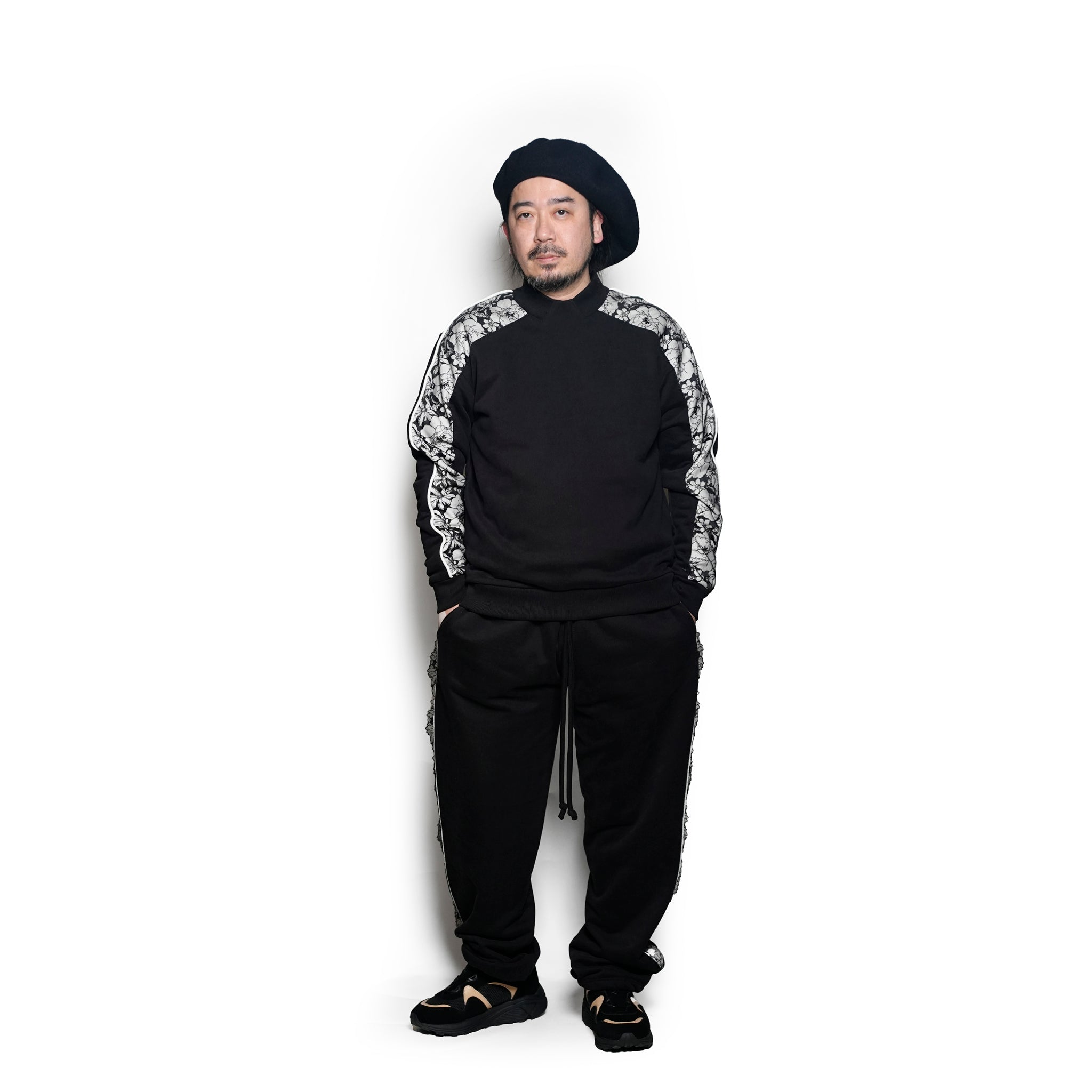 Soft power sweatshirt | Color:Black【ANIELE STROZ】 | FW24SW01