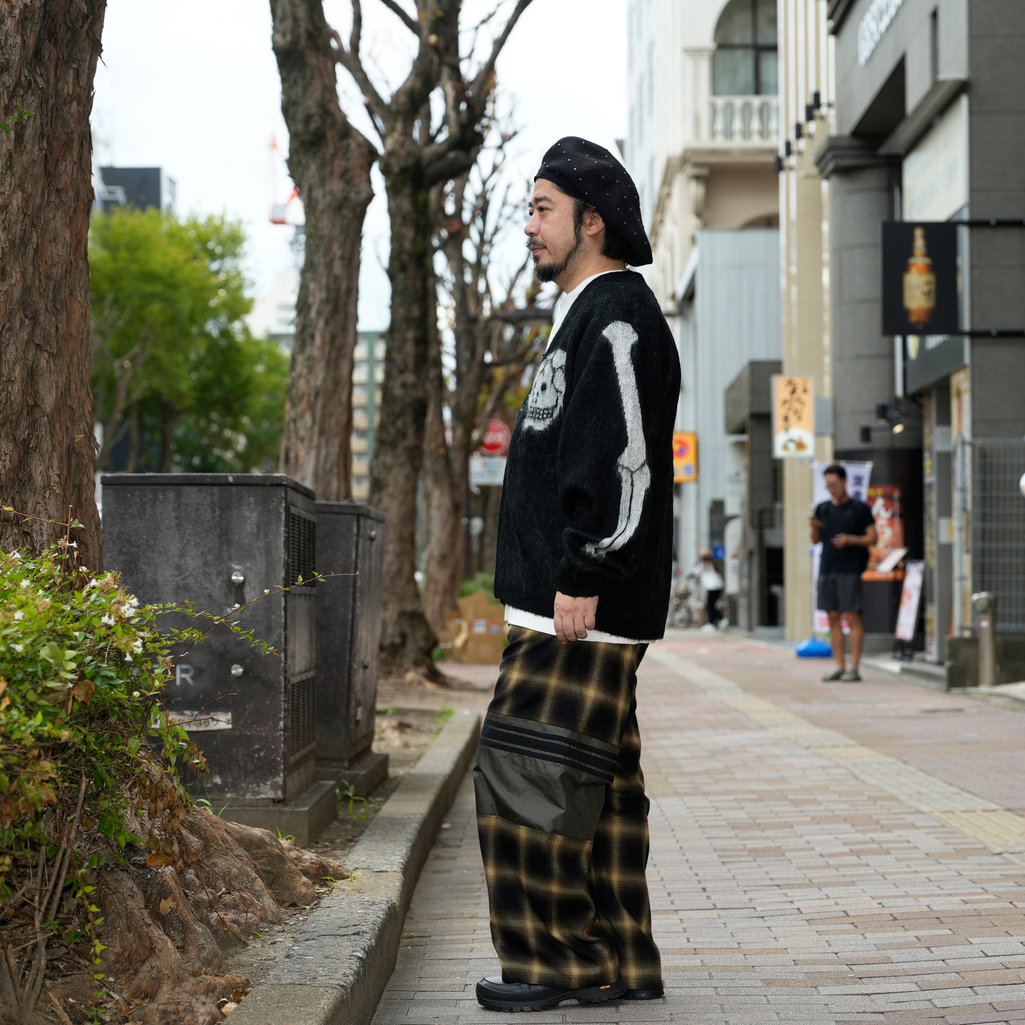 raglan sleeve logo cardigan | Color_Skull | No_tl25f022_skull【THRIFTY LOOK_スリフティールック】