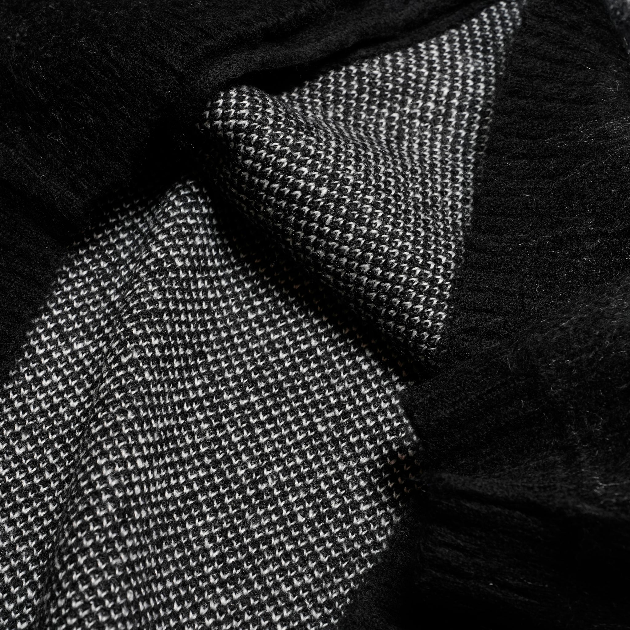 raglan sleeve logo cardigan | Color_Skull | No_tl25f022_skull【THRIFTY LOOK_スリフティールック】