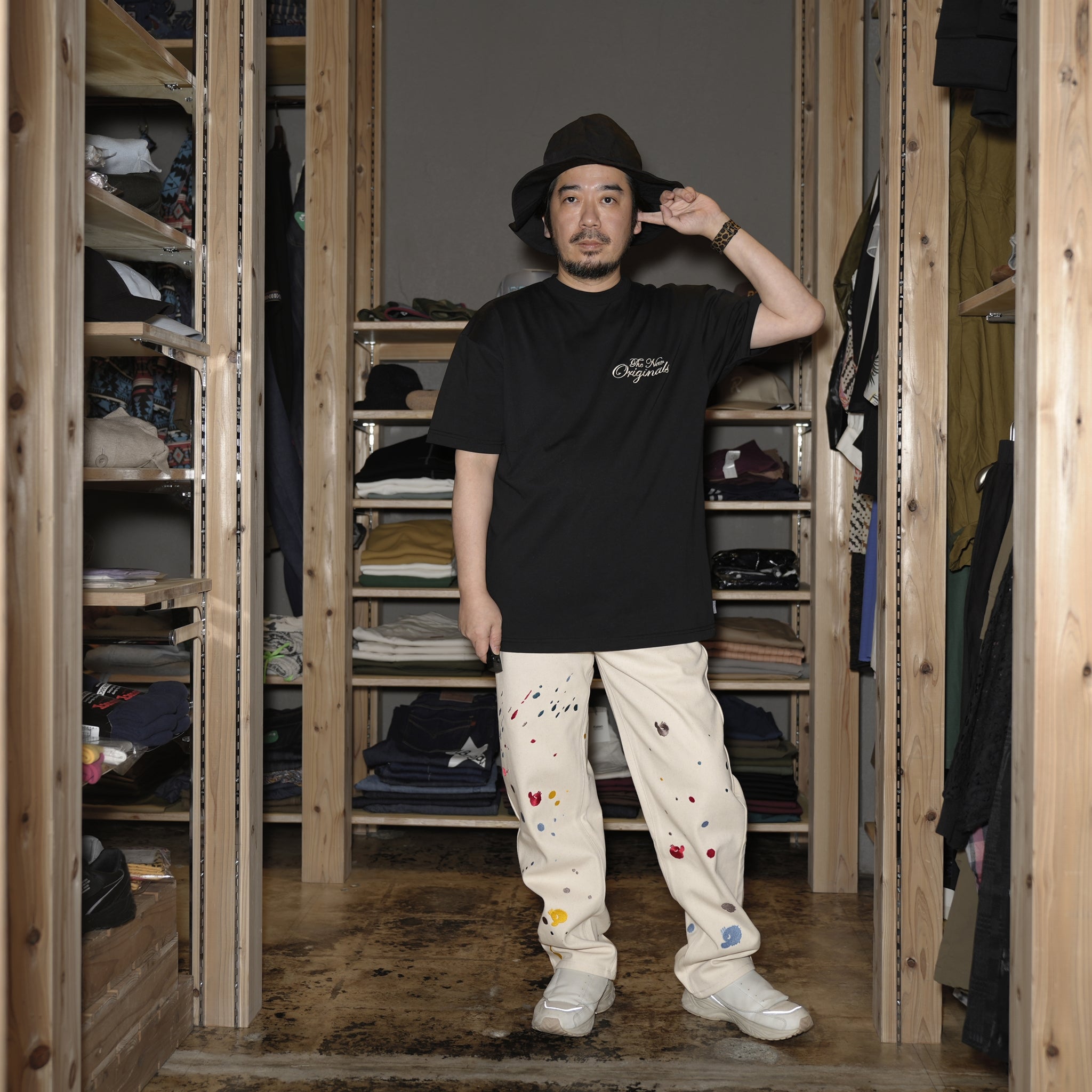 tno-14 | Paint Box Tee – Black | THE NEW ORIGINALS