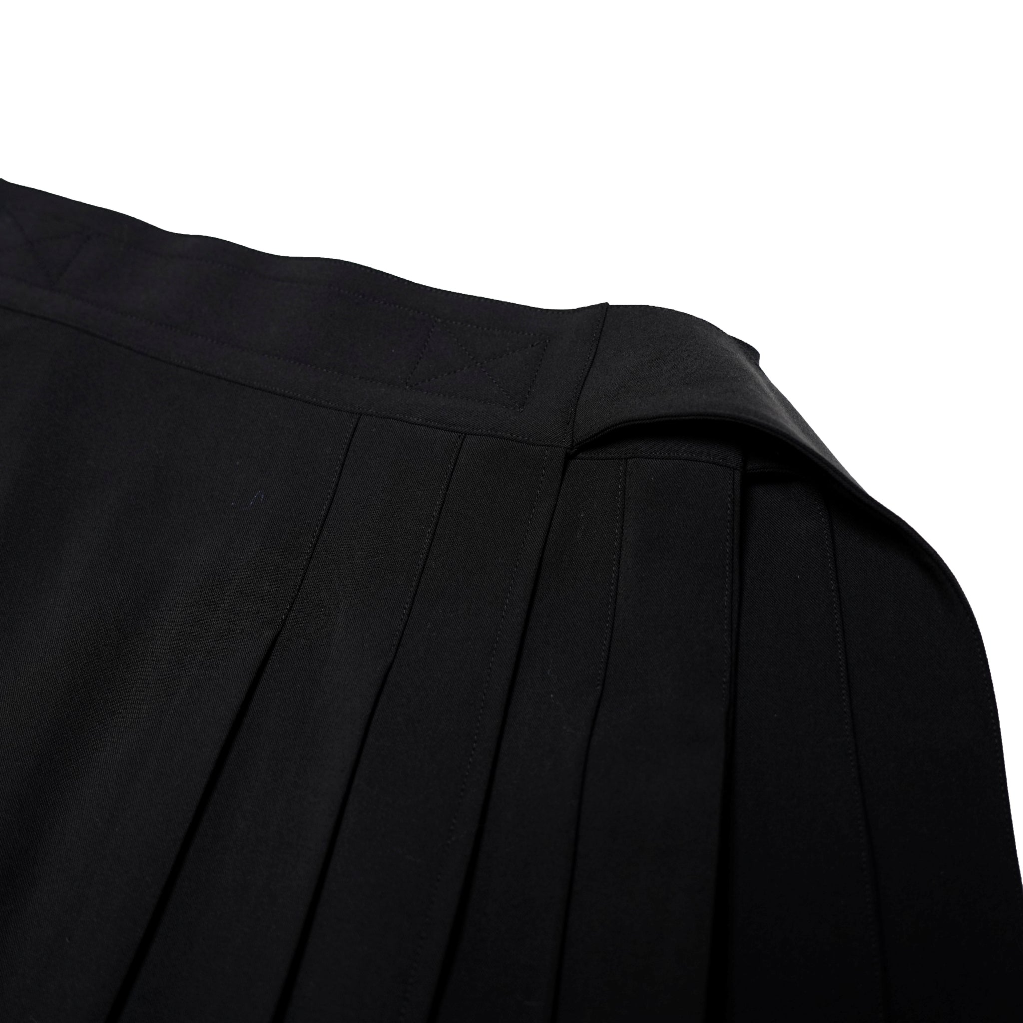 Pleats Wrap Skirt – Black | AMBERGLEAM