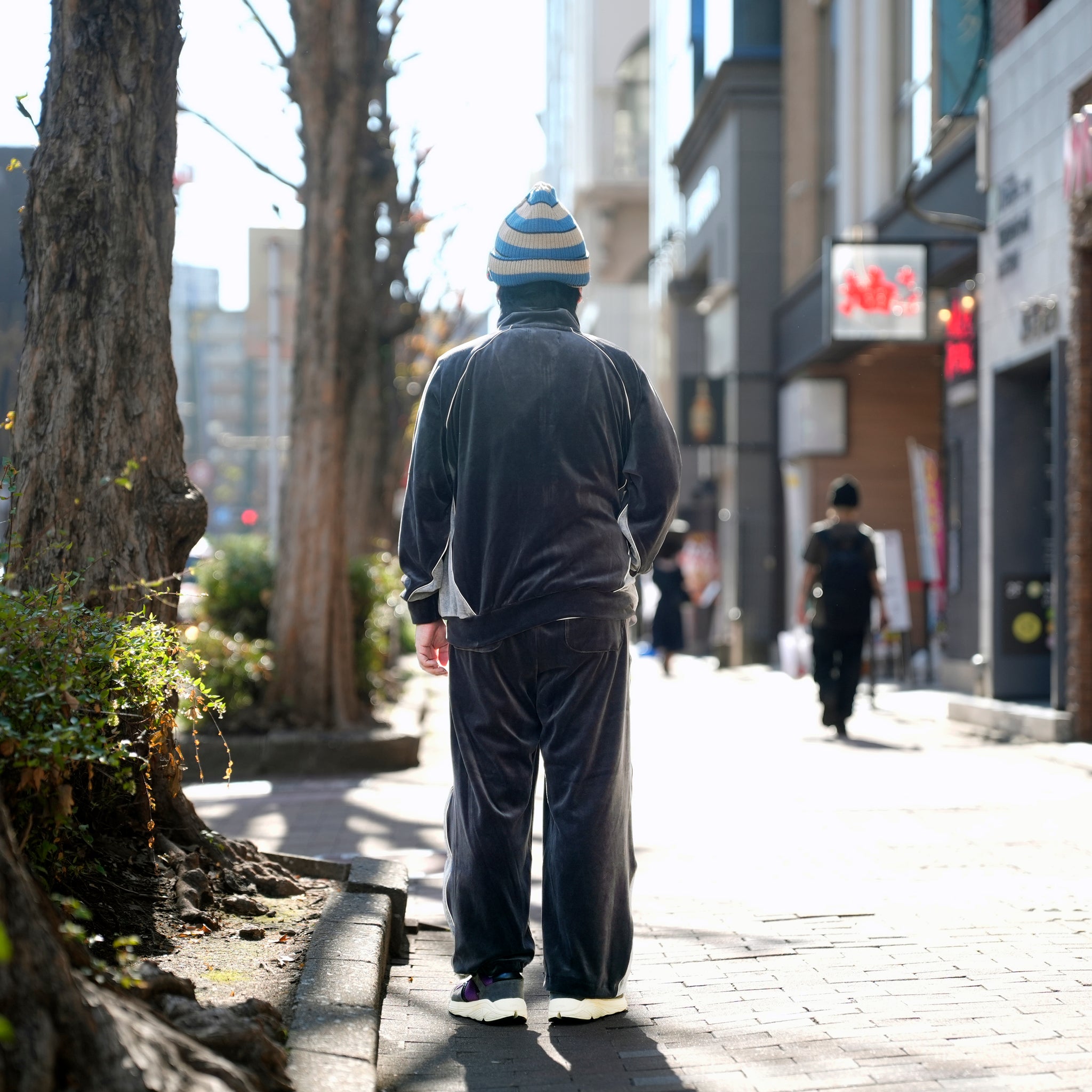 VELOUR TRACK JACKET | Color_Charcoal | No_voo-1242_charcoal【VOO_ヴォー】