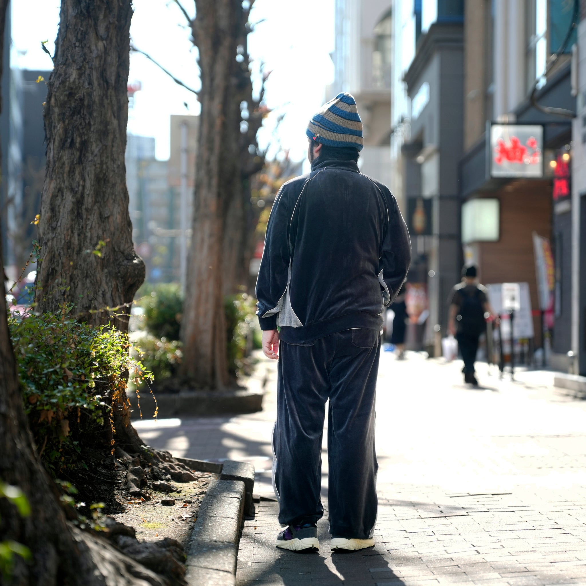 VELOUR TRACK JACKET | Color_Charcoal | No_voo-1242_charcoal【VOO_ヴォー】