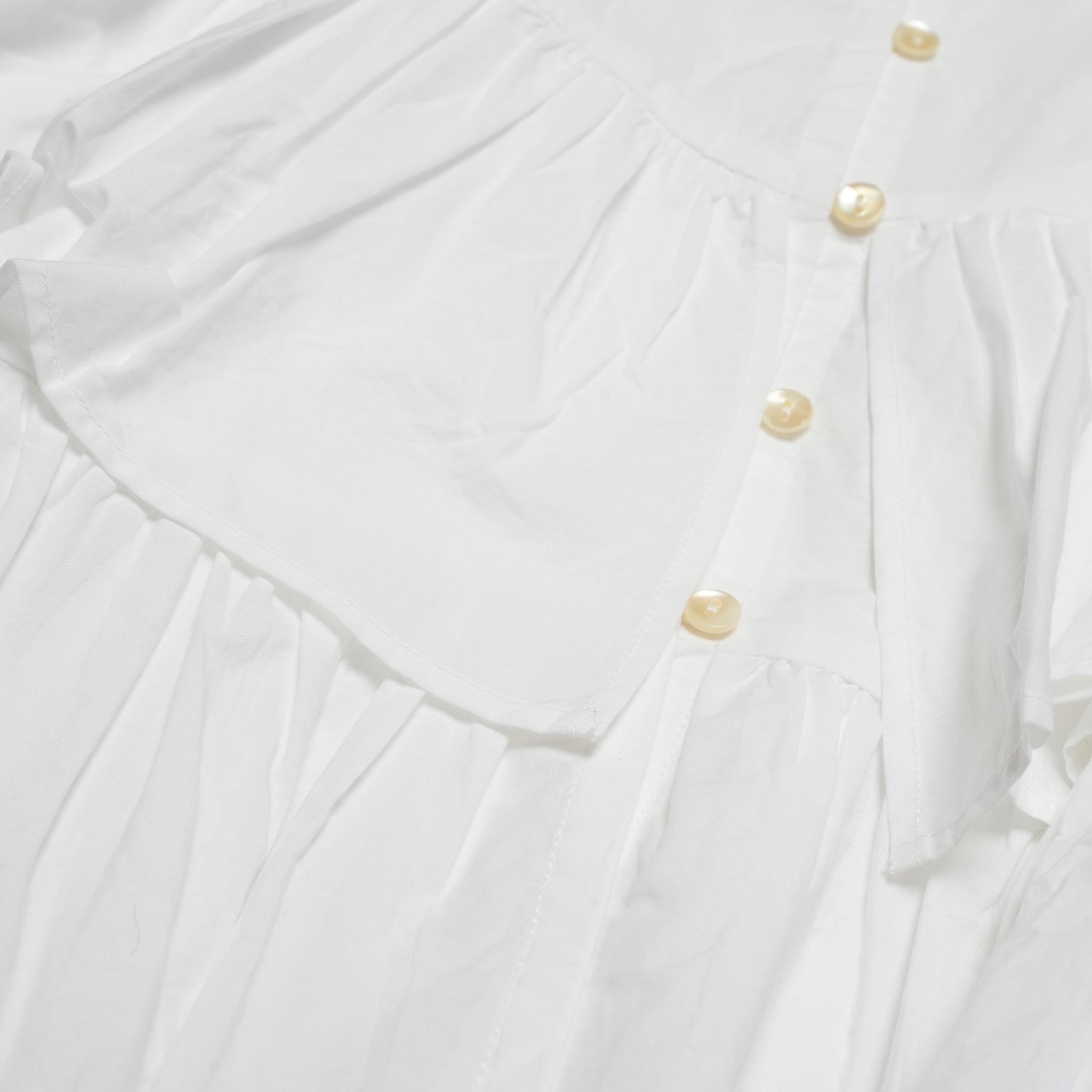 020151SR4_White | COTTON VOLUME FRILL SHORT BLOUSE | Color:White【SARA MALLIKA_サラマリカ】