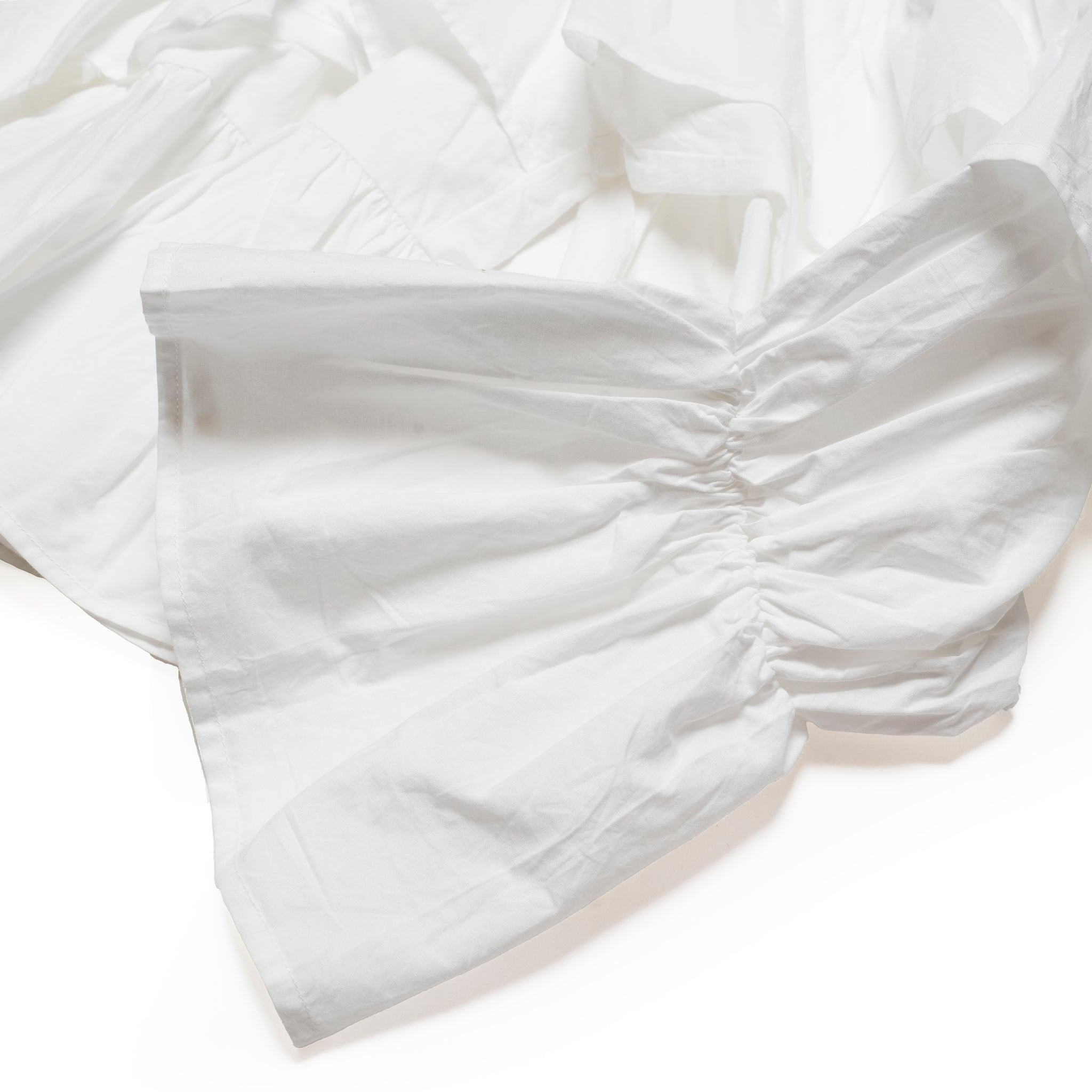 020151SR4_White | COTTON VOLUME FRILL SHORT BLOUSE | Color:White【SARA MALLIKA_サラマリカ】