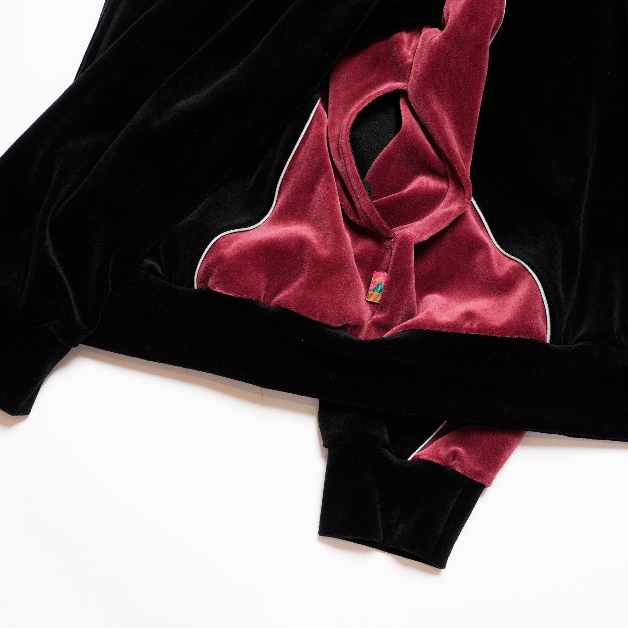 VELOUR TRACK JACKET | Color_Black | No_voo-1242_black【VOO_ヴォー】