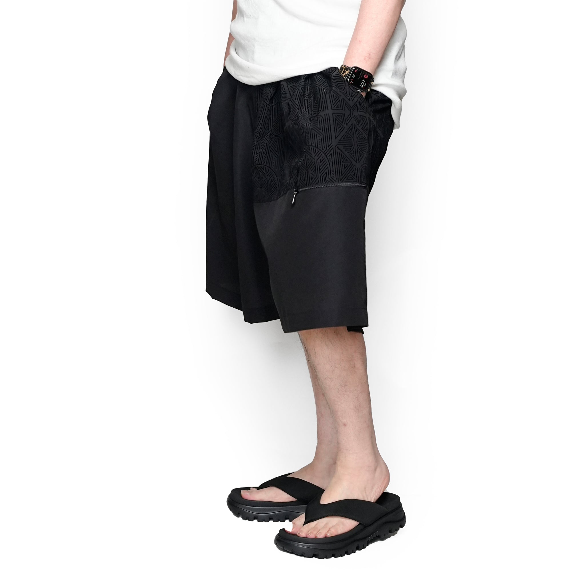 SF25SS-11_Black | Stone Yard Floc Wide Shorts | Color:Black【STOF_ストフ】【archive】