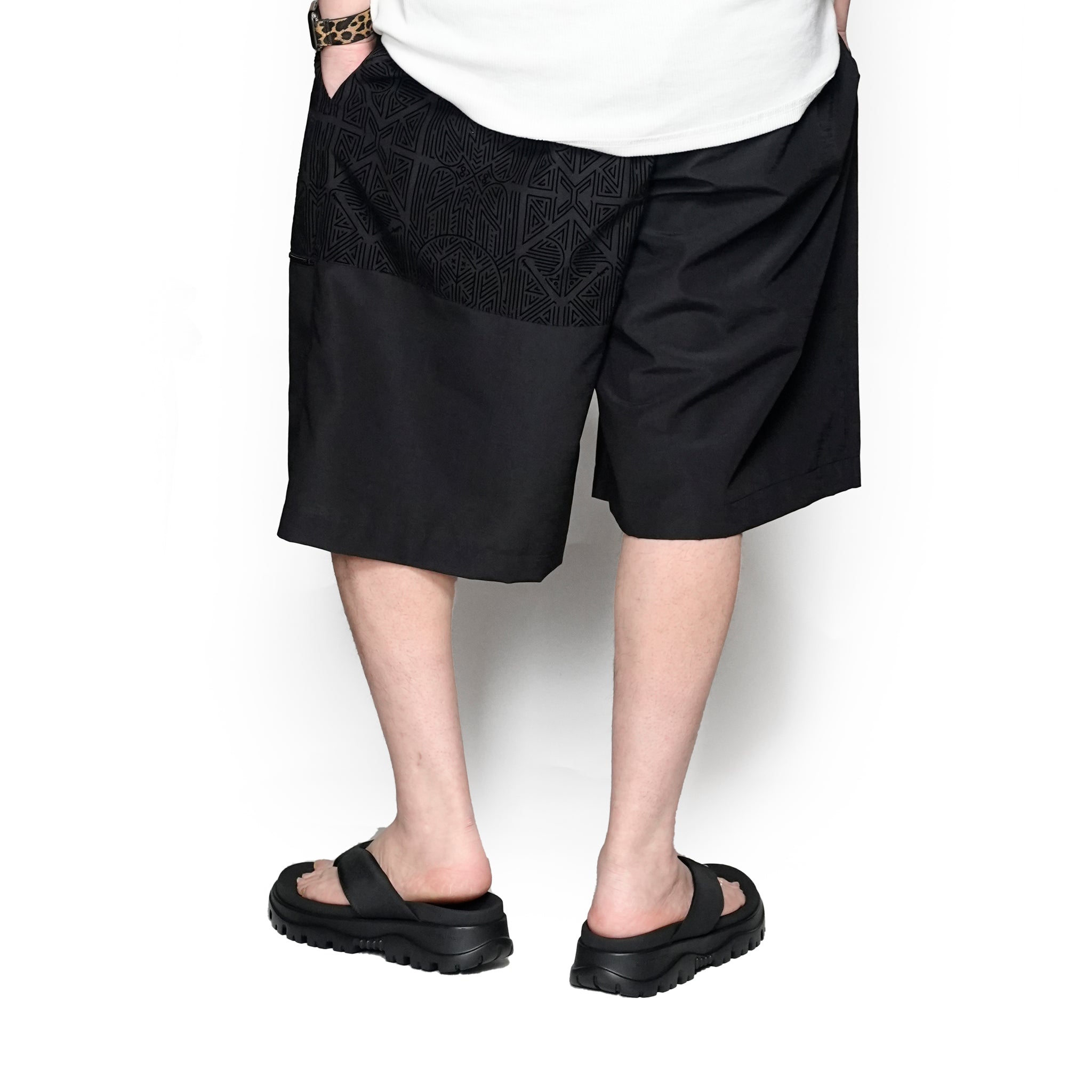 SF25SS-11_Black | Stone Yard Floc Wide Shorts | Color:Black【STOF_ストフ】【archive】