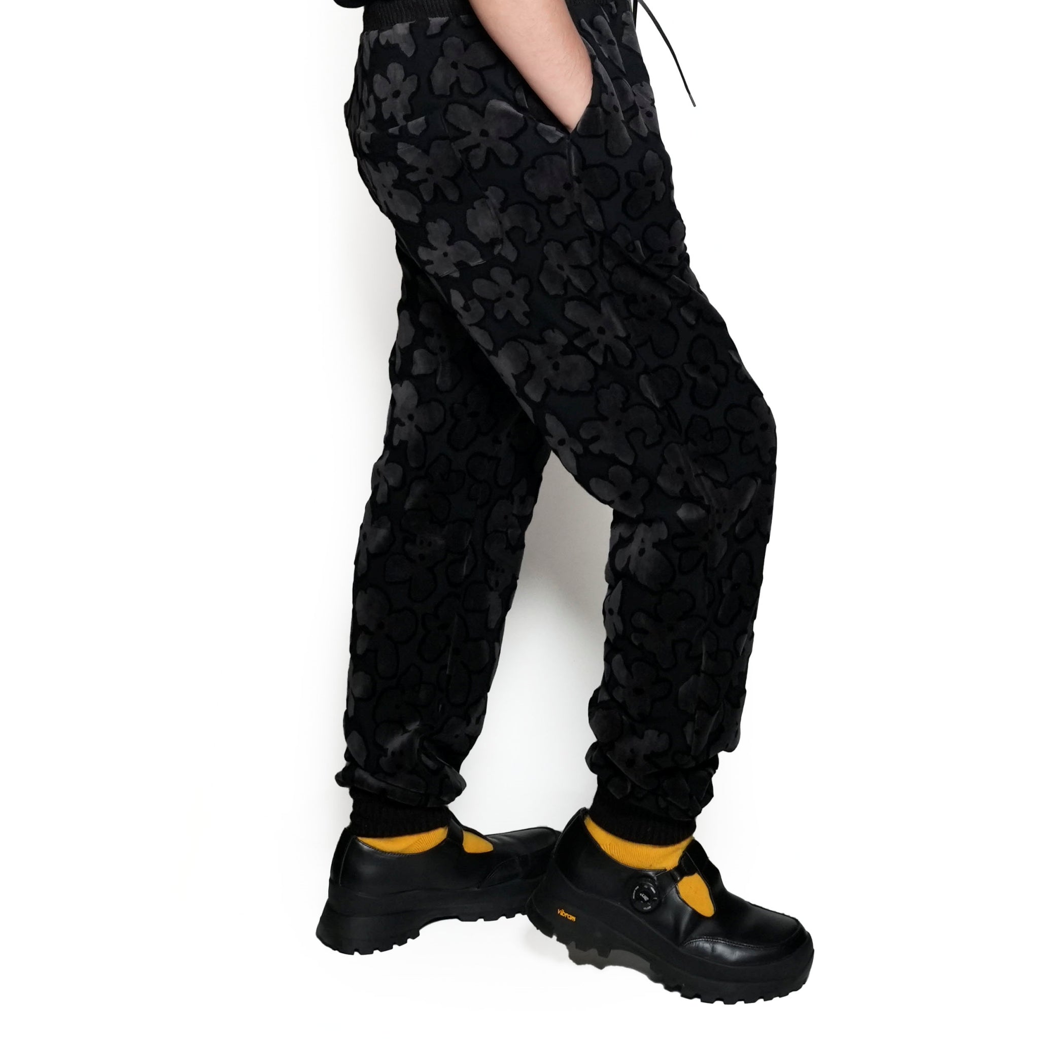 BSD24AW-17_VELOR BK | Flowers JQ Pants | Color:Velor Bk【BEDSIDEDRAMA_ベッドサイドドラマ】【archive】