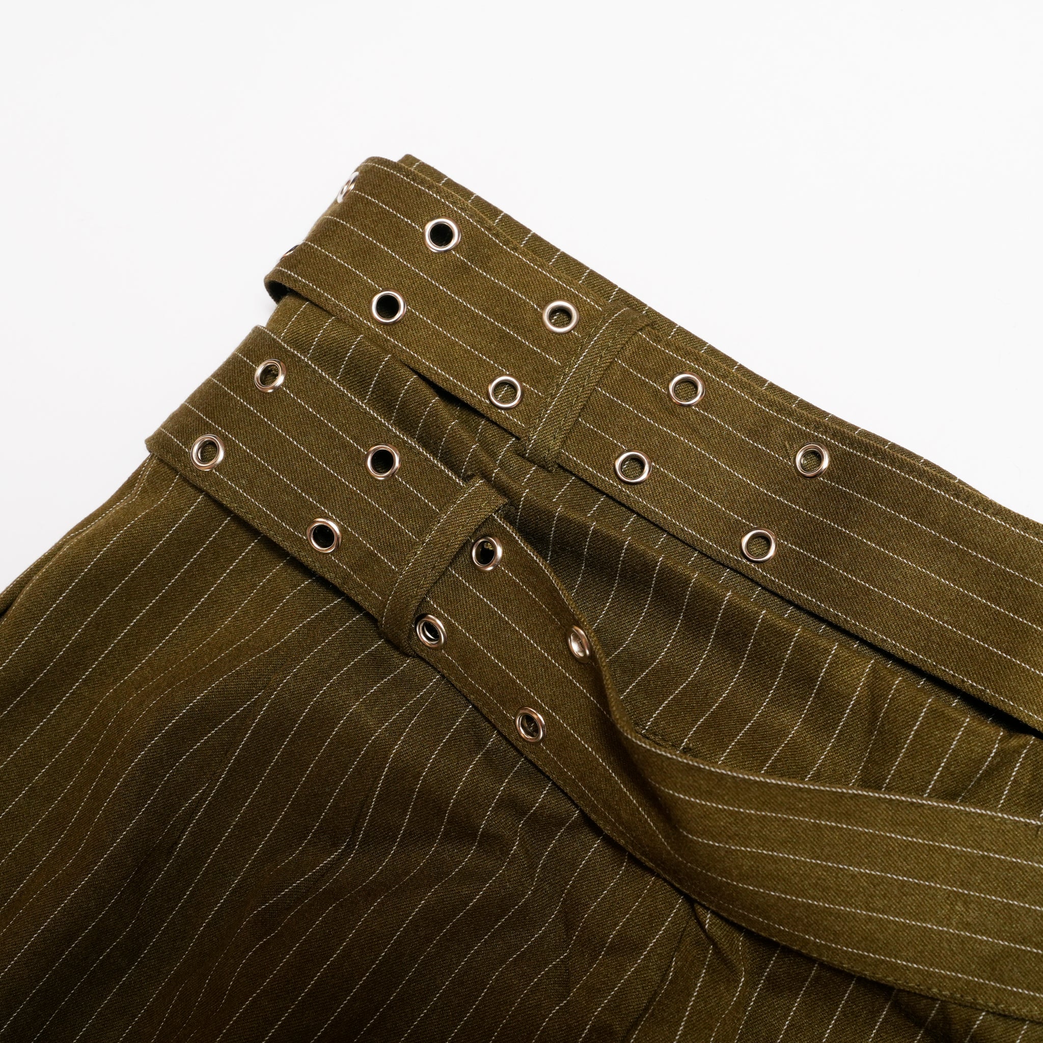 Bettie Pinstripe Trousers | Color_Khaki | No_32GH02TRG159KAK_KHAKI【GHOSPELL_ゴスペル】