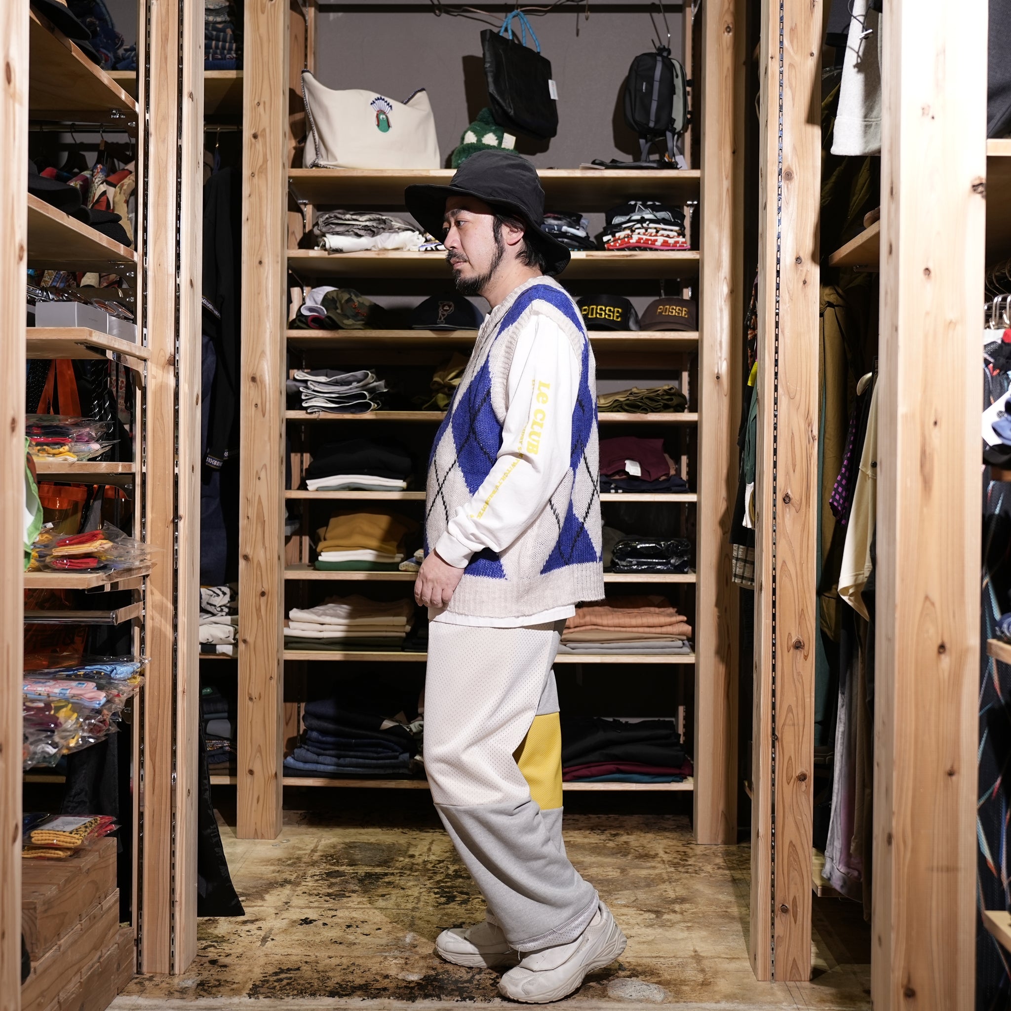 PS24KT03 | mohair x vest | Color:Blue/Brown【PLATEAU STUDIO_プラトー スタジオ】