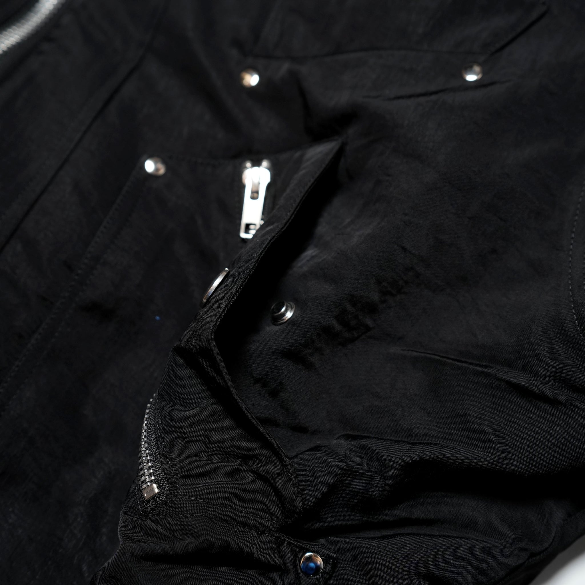 Pla24awj03-1_Black | 2024 logo bomber | Color:Black【PLATEAU STUDIO_プラトー スタジオ】【archive】