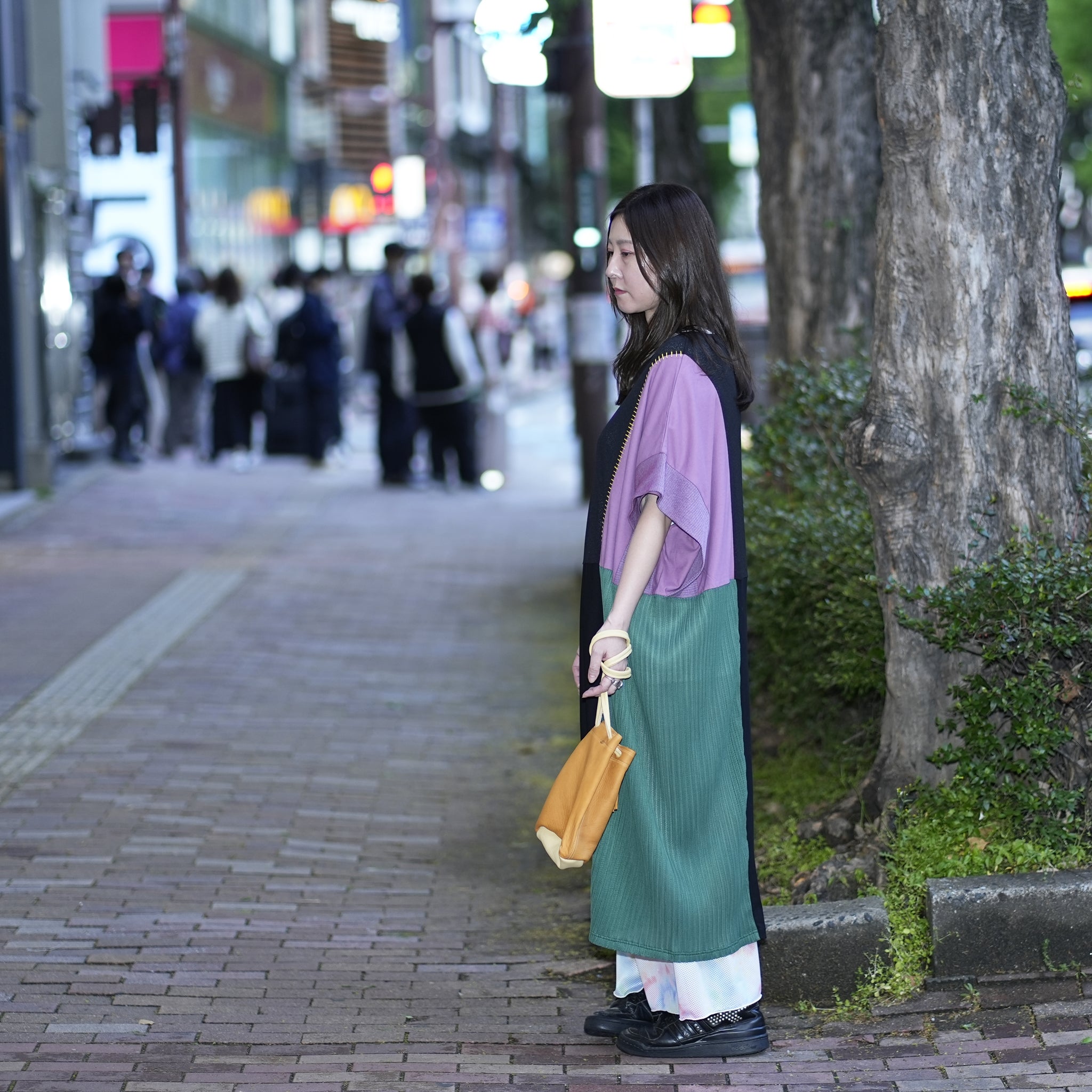 EM2326402 | DEARSKIN WHISKY BAG | Color:Camel/Black【NASNGWAM_ナスングワム】