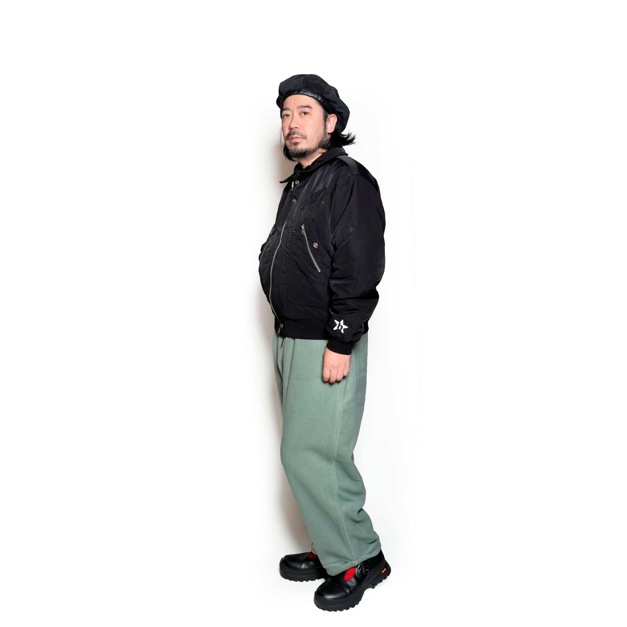 Pla24awj03-1_Black | 2024 logo bomber | Color:Black【PLATEAU STUDIO_プラトー スタジオ】【archive】