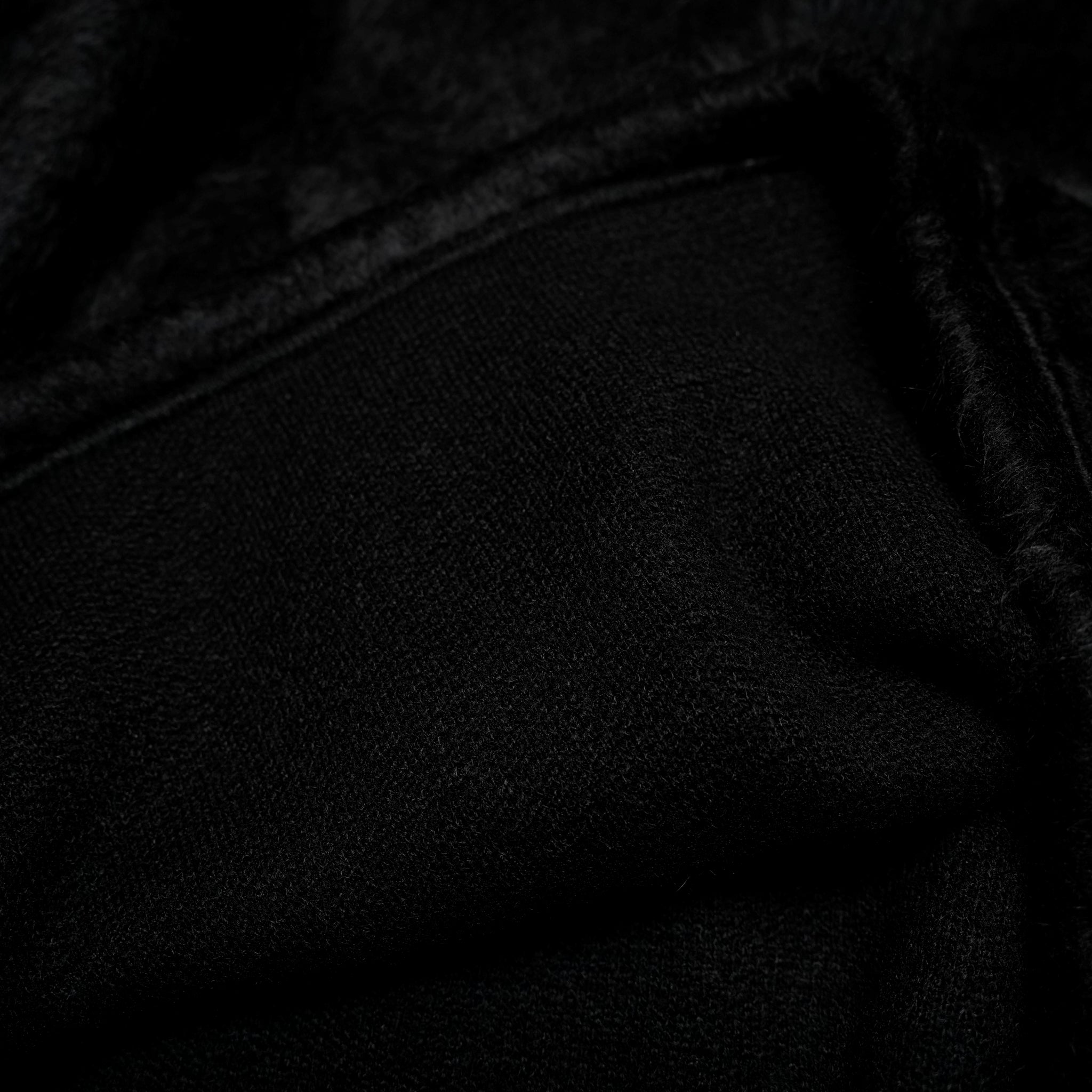 M32844-3_Black | Shaggy Long Sleeve Tee Made In Japan By MinamiShoten | Color:Black【MONITALY_モニタリー】【archive】