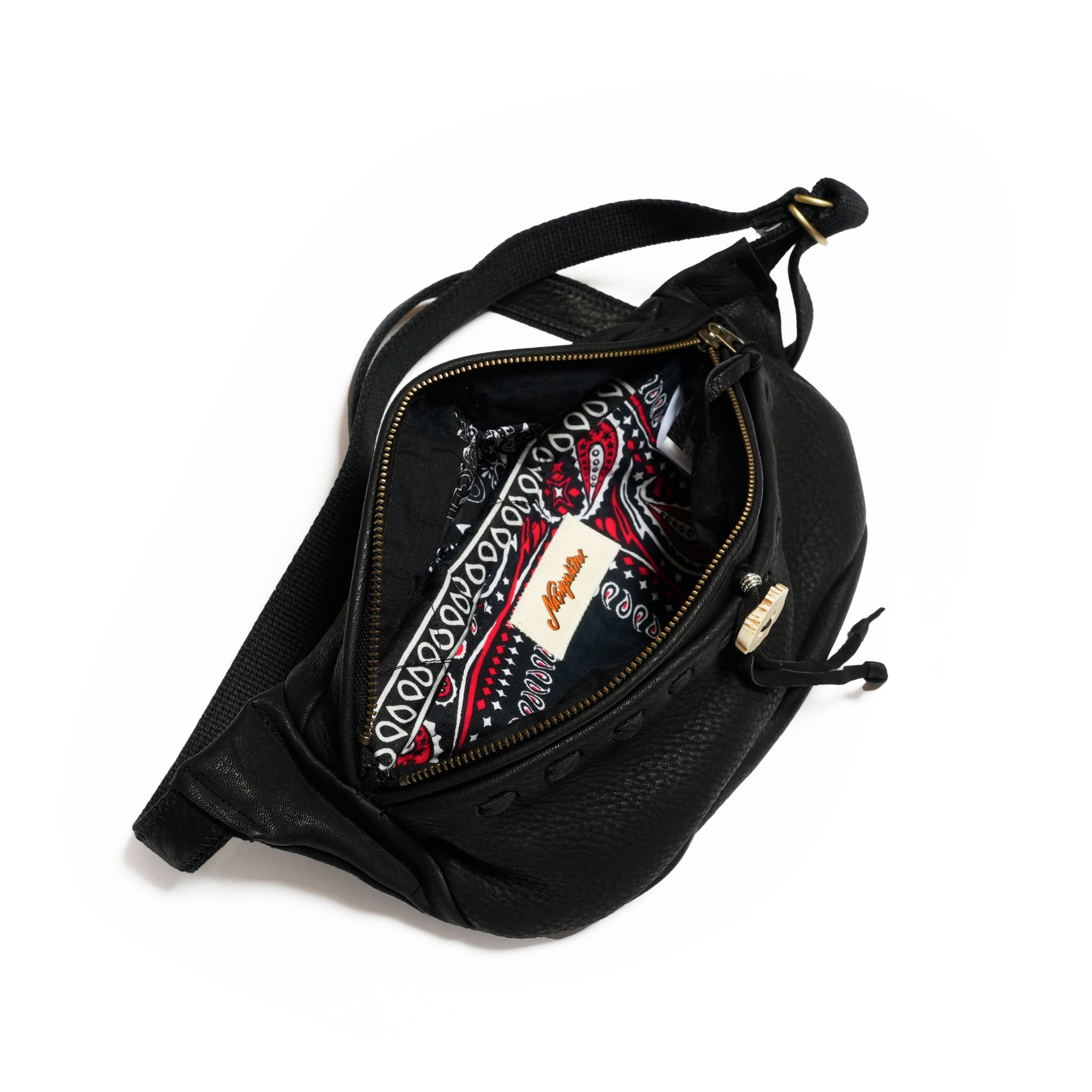 DEERSKIN BODY BAG | Color:Black | EM2626403【NASNGWAM_ナスングワム】