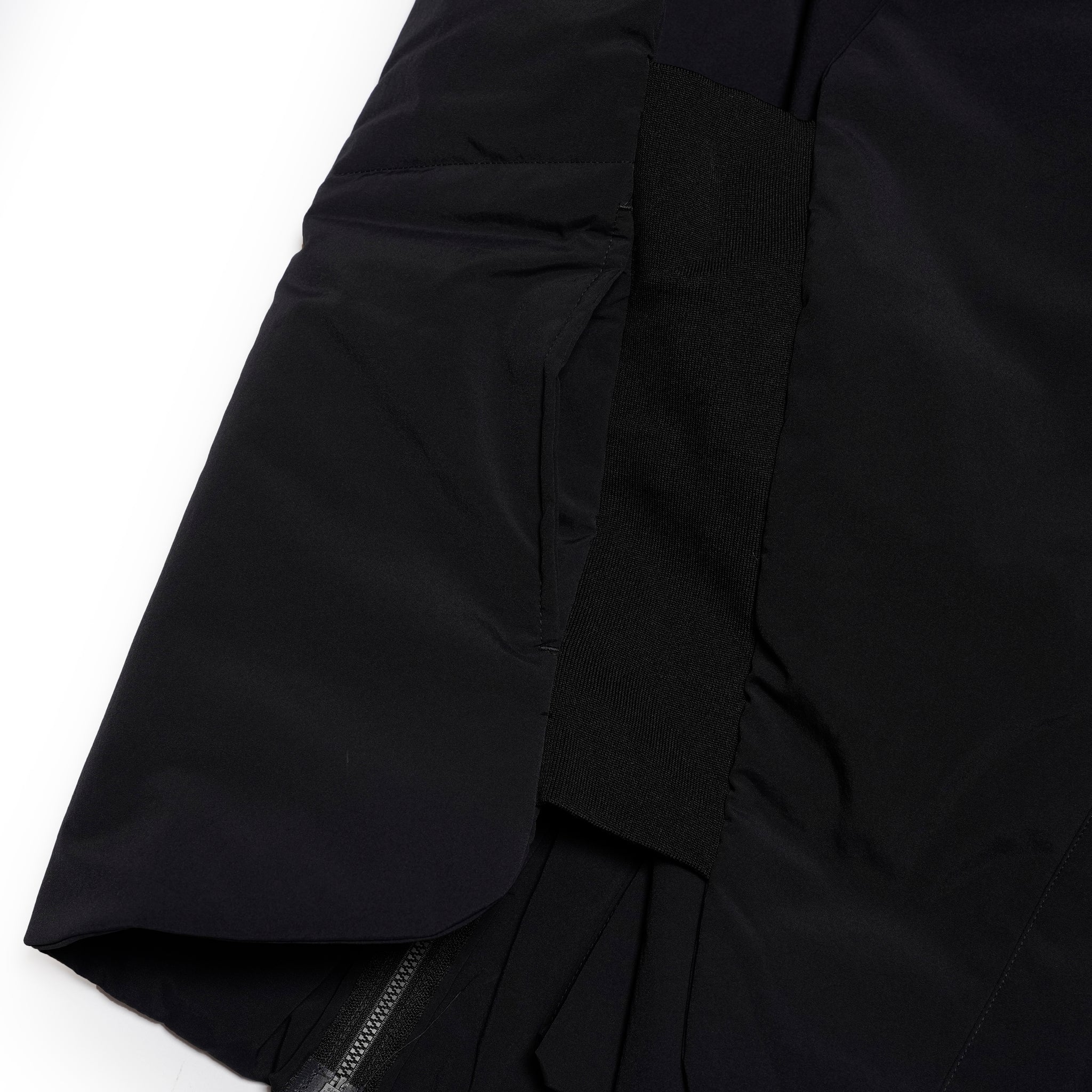 ジッパーベスト – Black | _206 – black | UNTRACE