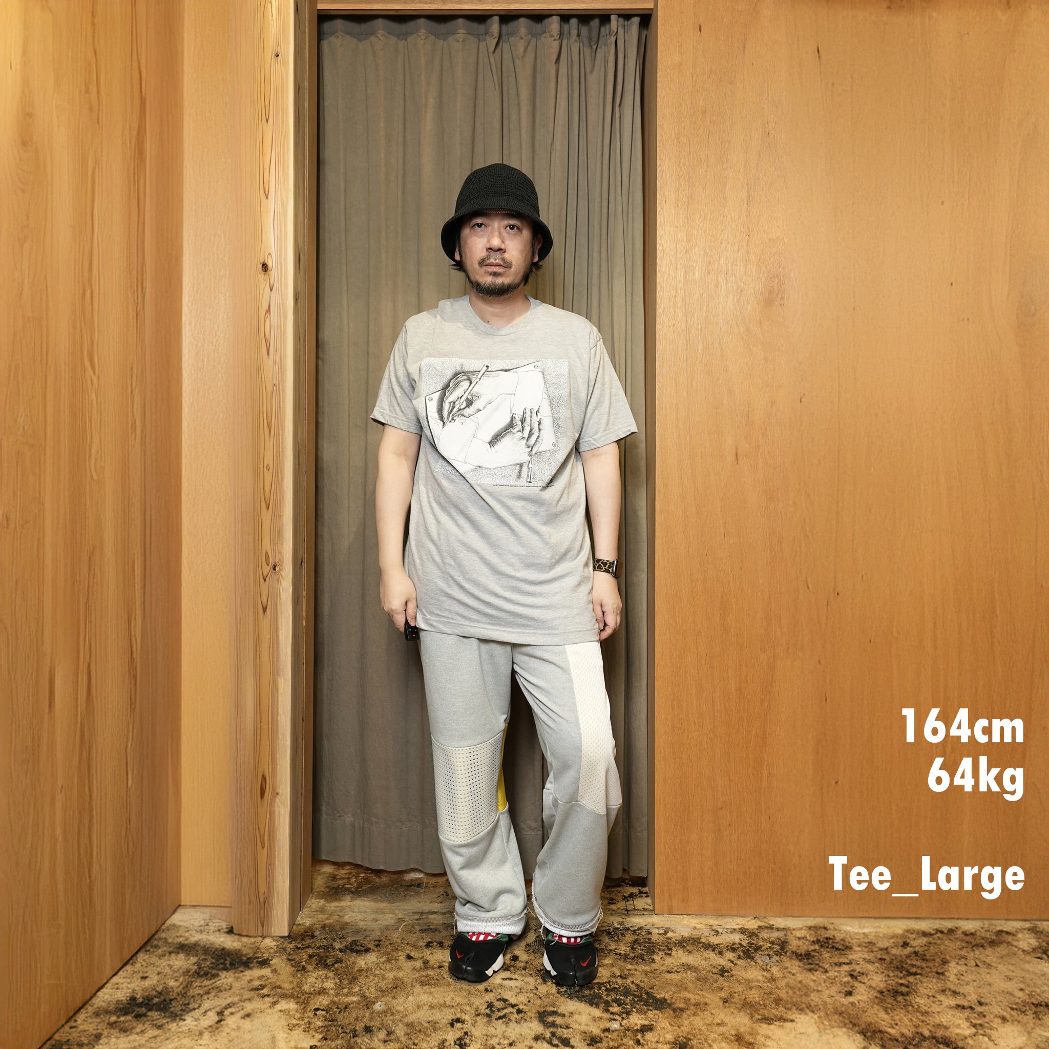 MC09SG | M.C. ESCHER DRAWING HANDS_Sports Grey【M.C. ESCHER】【ネコポス選択可能】