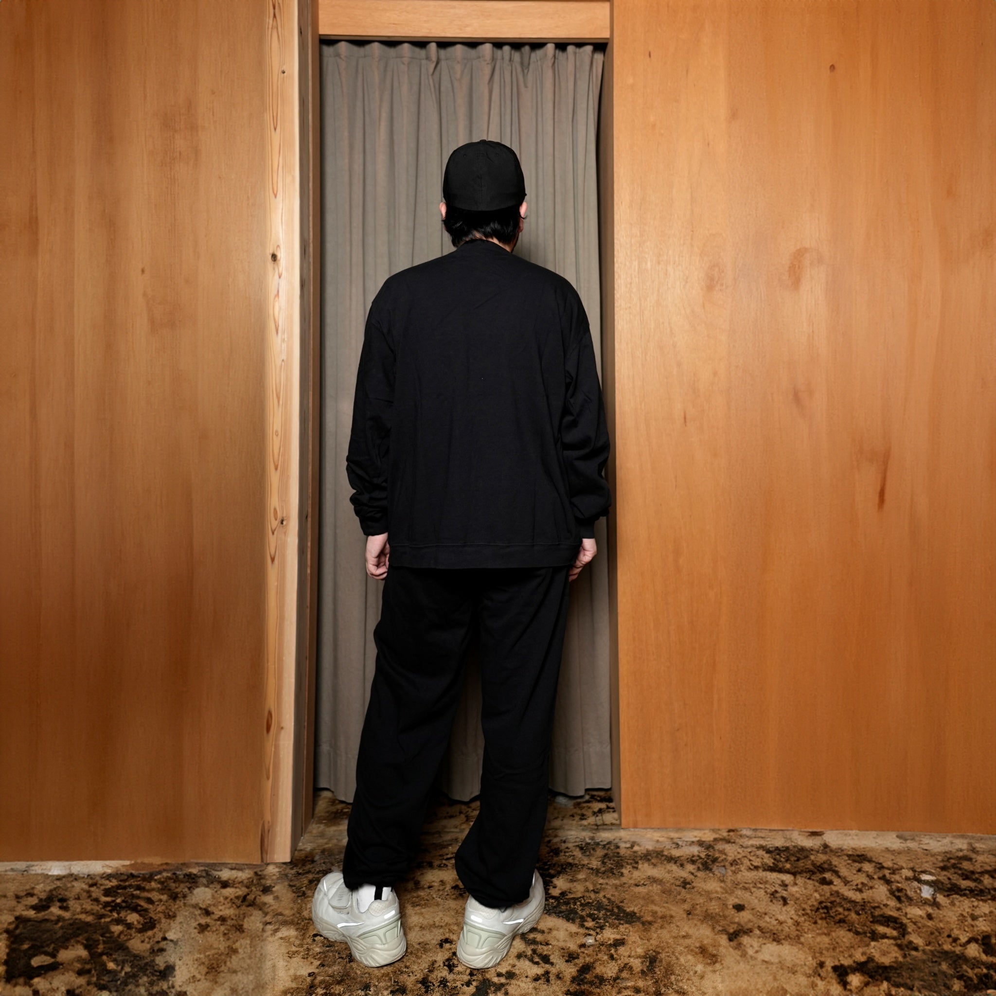 cstm02 | Heavy Coton Sweat Shirts | Color:#White,#Black,#Navy,#Charcoal | Size:M/L/XL | 【SMOKE TONE×CAMBER】【SMOKE T ONE】【ONE CS FITS ALL】