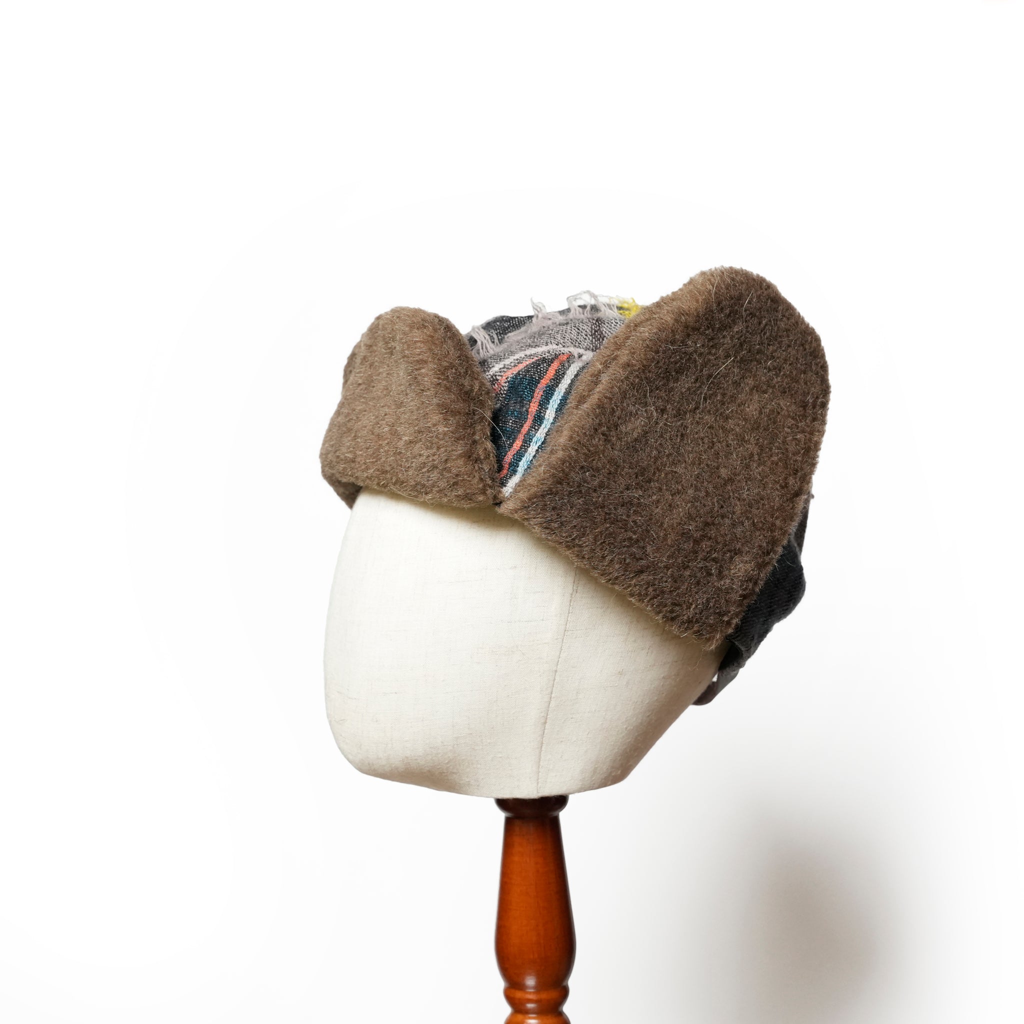 FRINGE WOOL CHECK RUSSIAN CAP | Color_Beige | No_sf25aw-23_beige【STOF_ストフ】