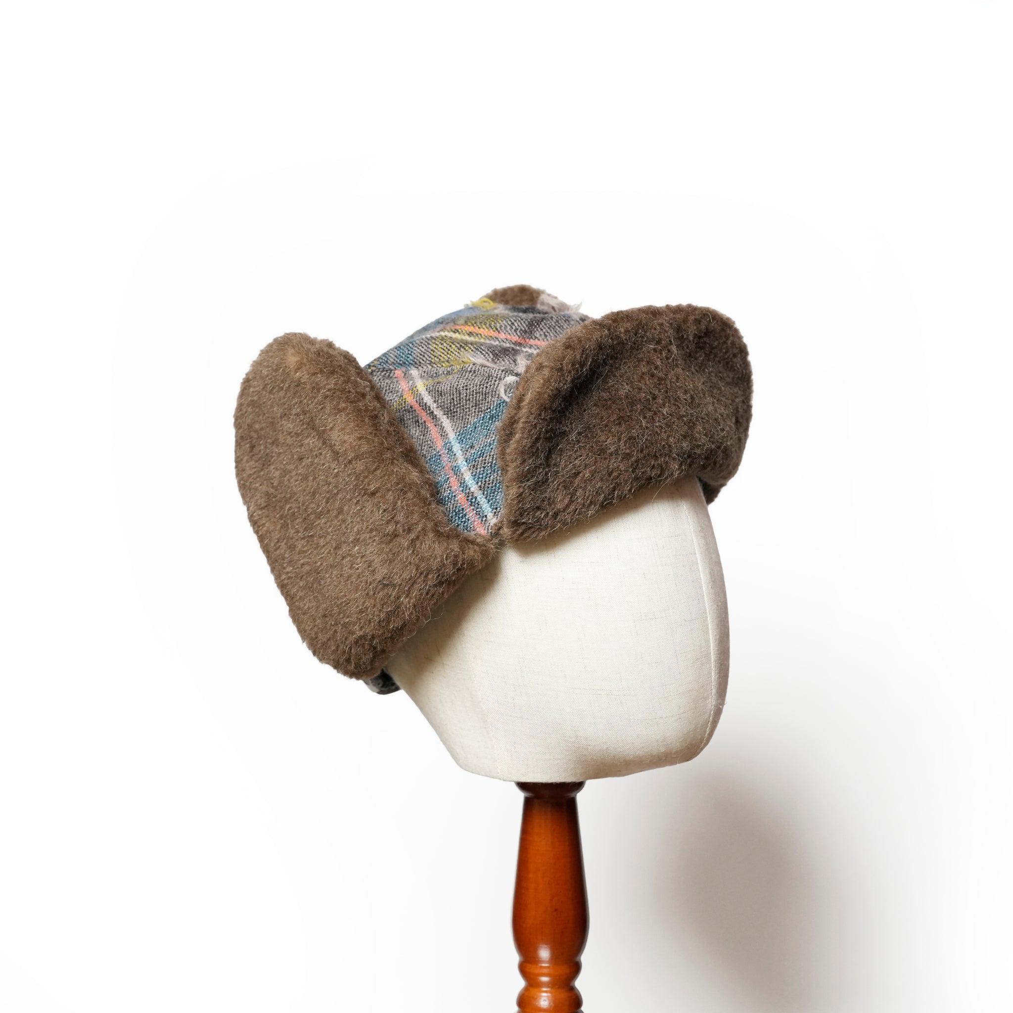 FRINGE WOOL CHECK RUSSIAN CAP | Color_Beige | No_sf25aw-23_beige【STOF_ストフ】